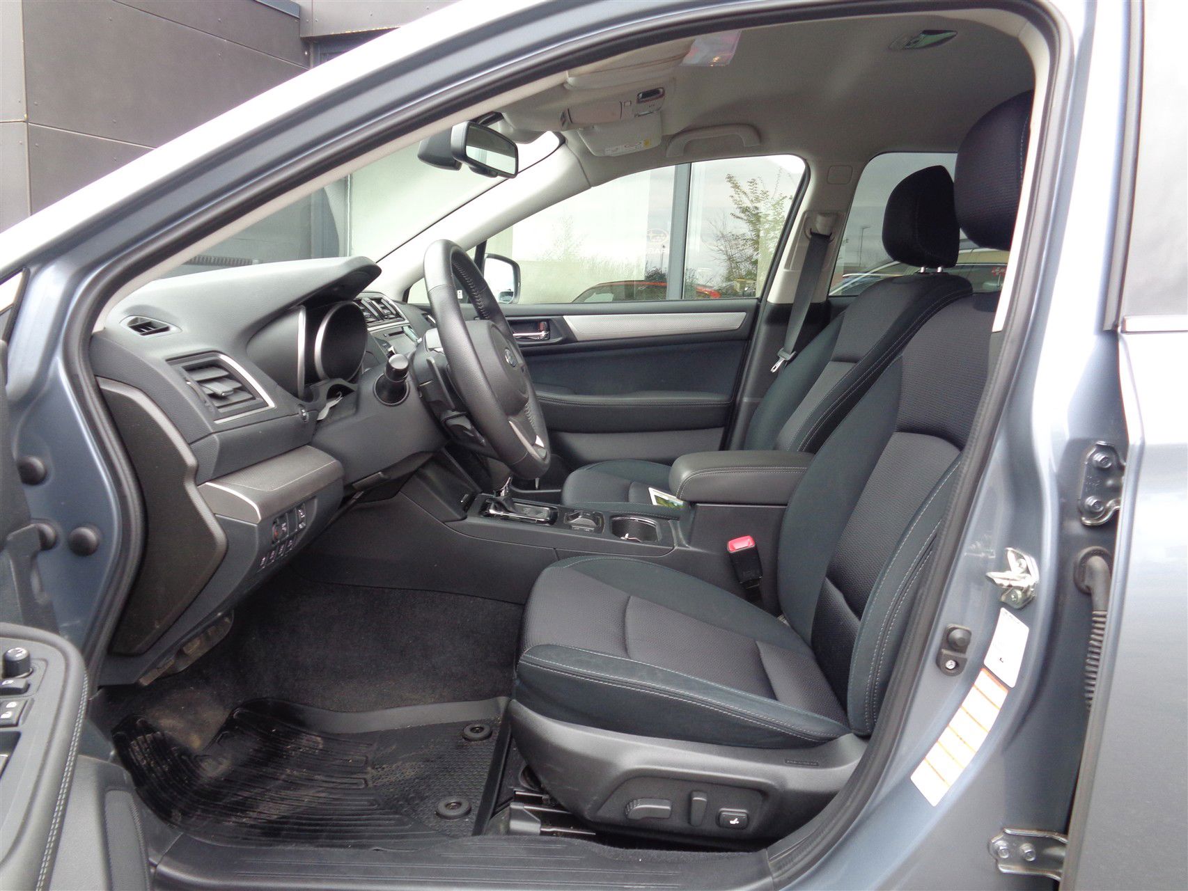 Billede af Subaru Outback 2,5 Active AWD Lineartronic 175HK Stc 6g Aut.