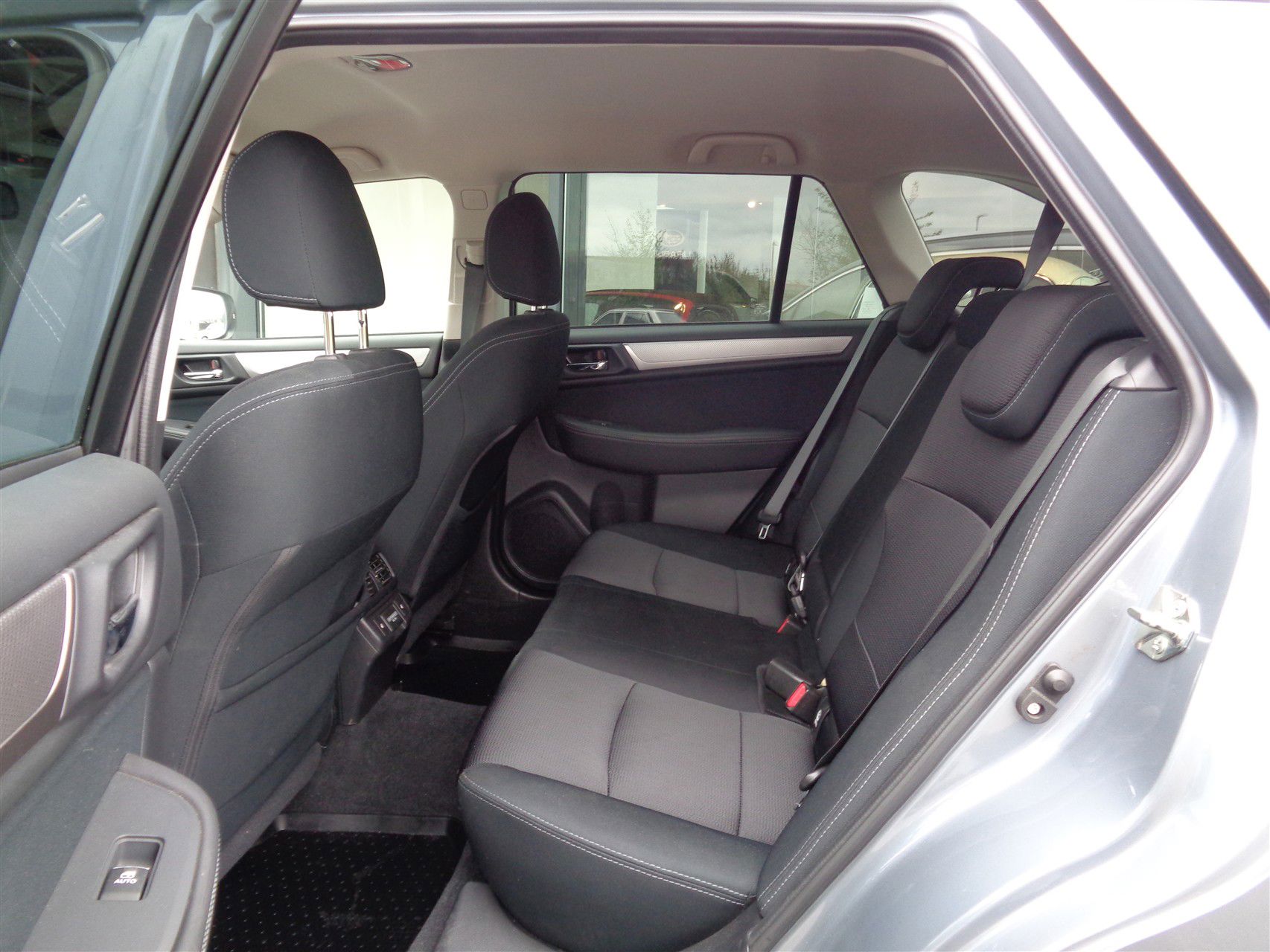 Billede af Subaru Outback 2,5 Active AWD Lineartronic 175HK Stc 6g Aut.