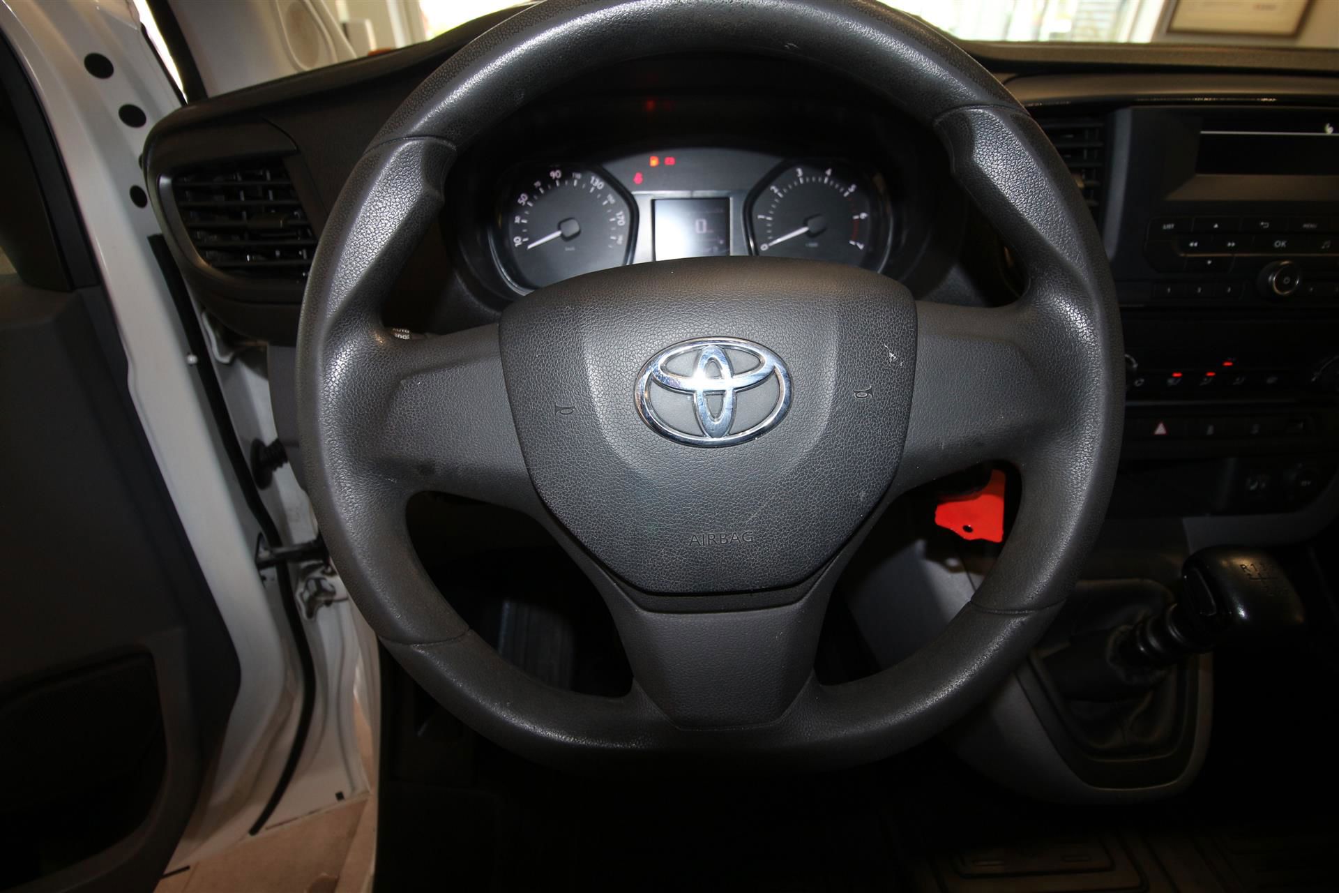 Billede af Toyota Proace Medium 2,0 D Comfort 120HK Van 6g