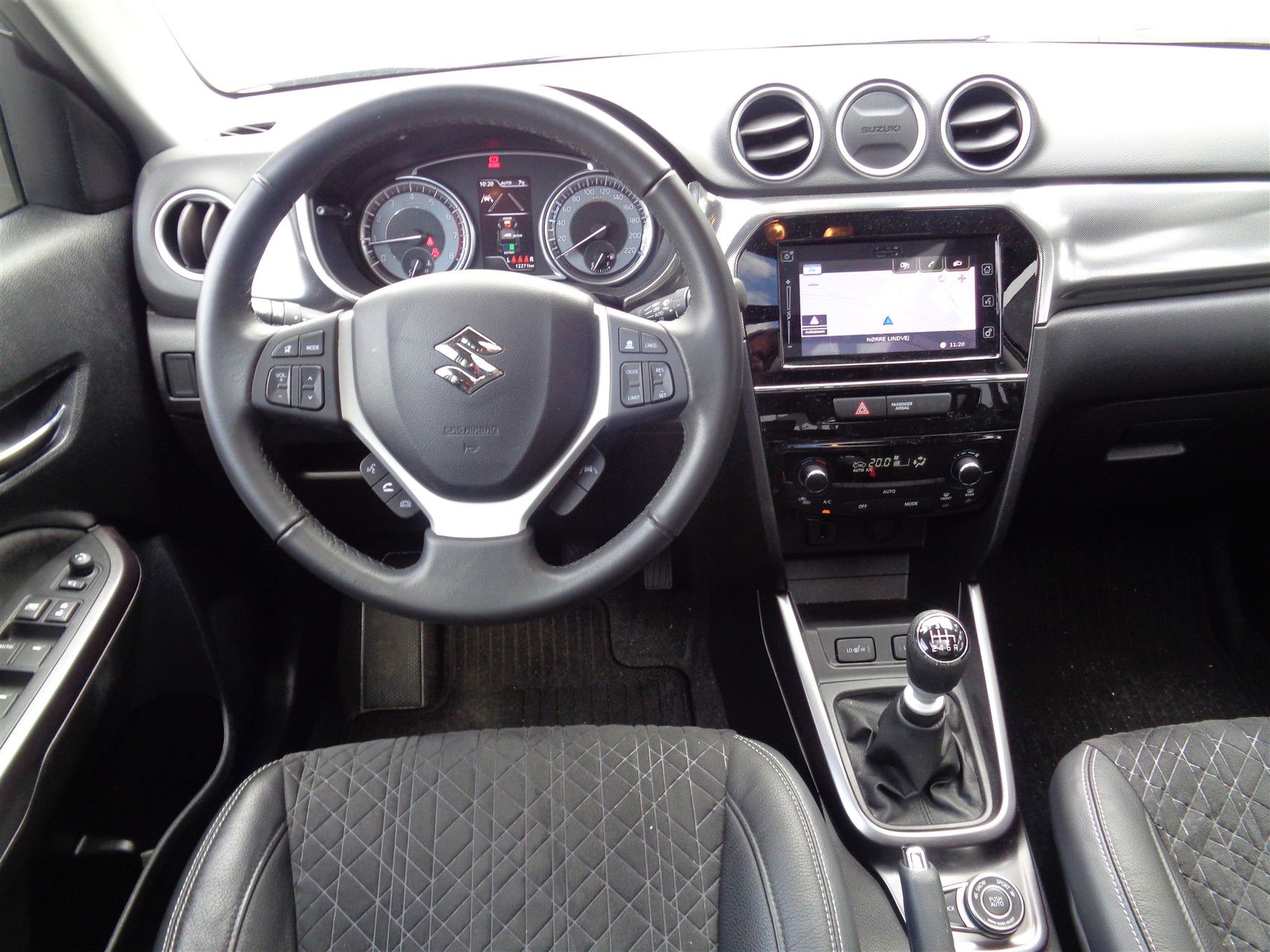 Billede af Suzuki Vitara 1,4 Boosterjet  Mild hybrid Adventure AllGrip 129HK 5d 6g