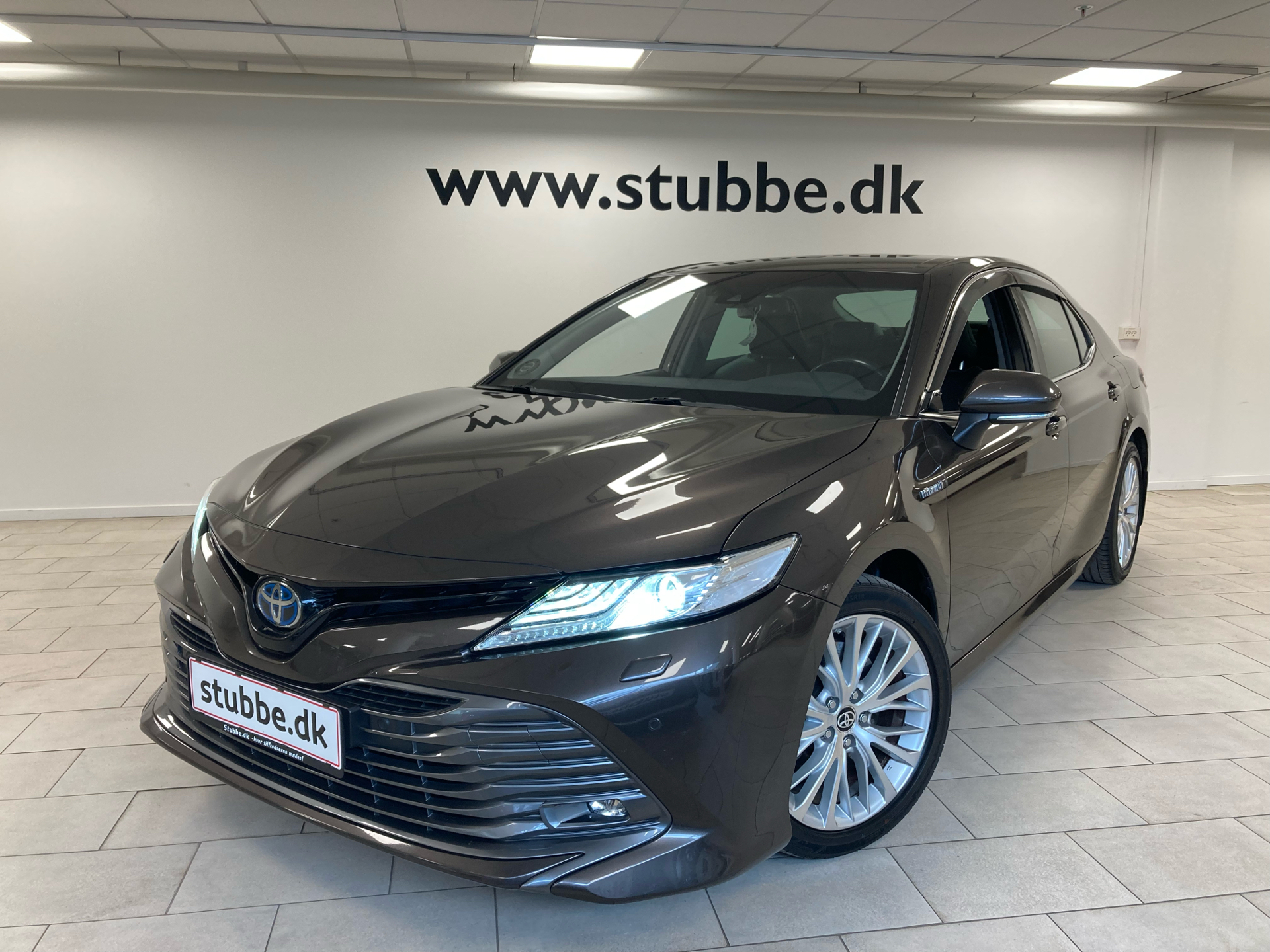 Billede af Toyota Camry 2,5 VVT-I  Hybrid H3 Limited Edition 218HK Aut.