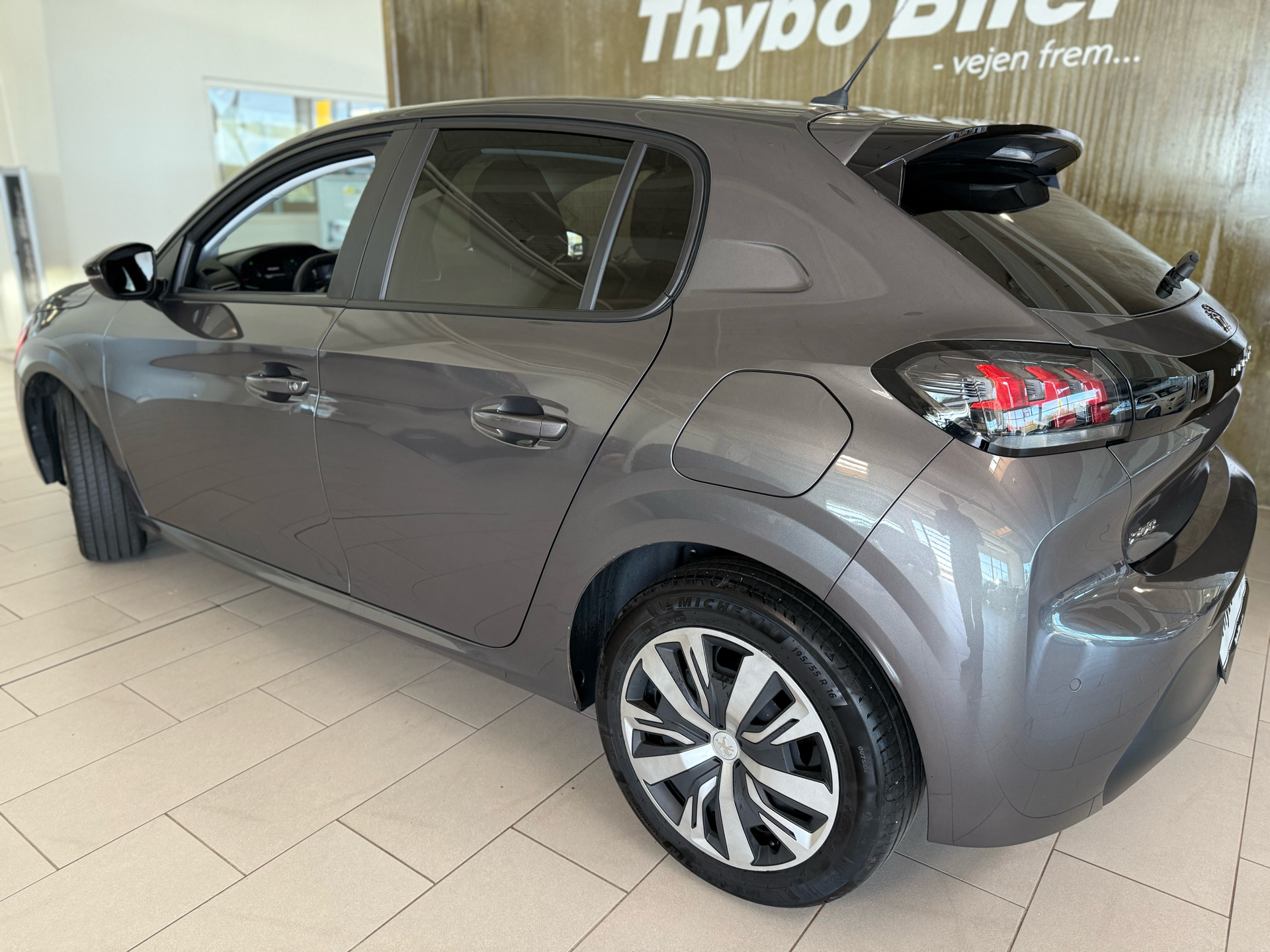 Billede af Peugeot 208 1,2 PureTech Active Pack 75HK 5d
