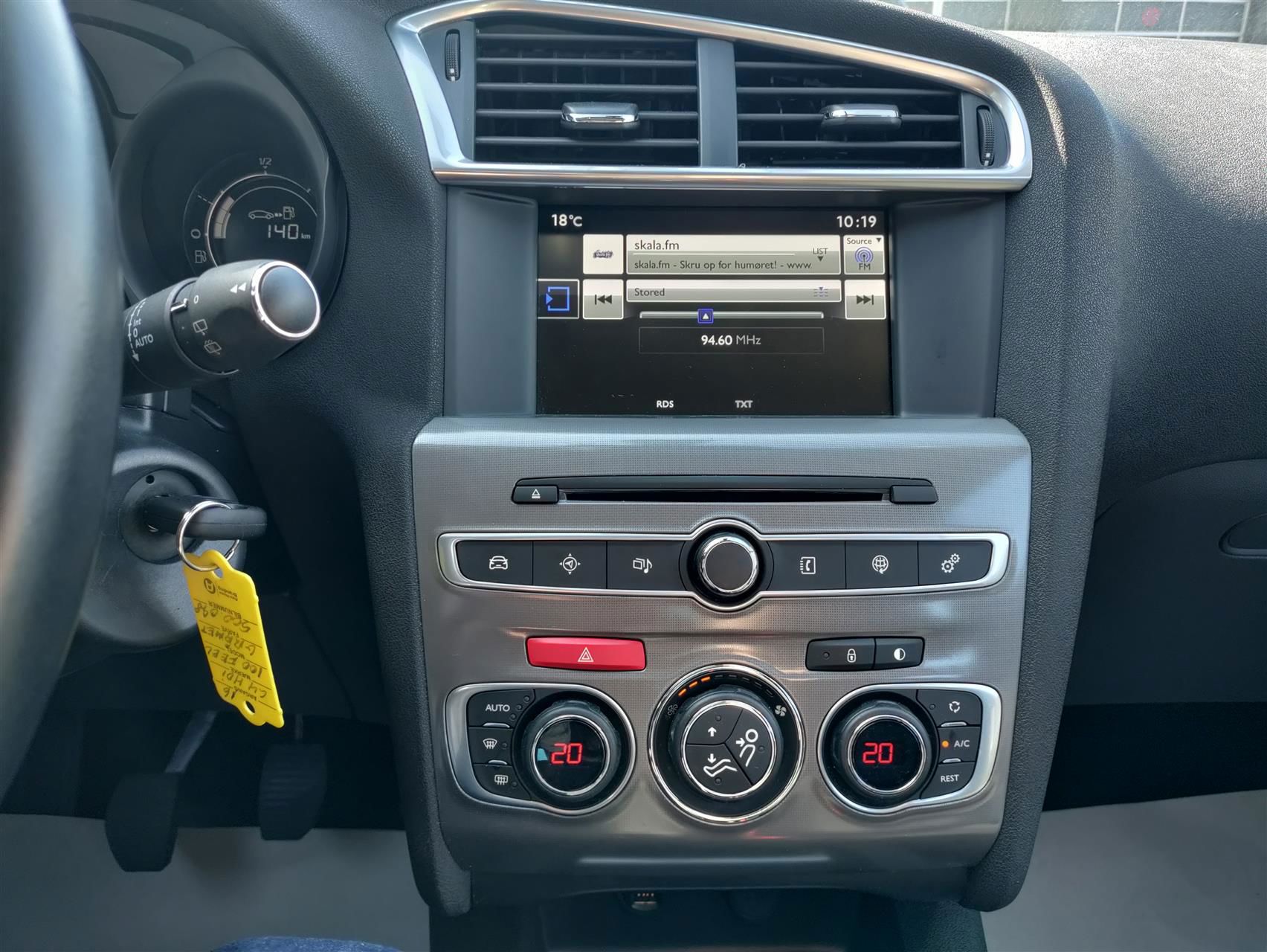 Billede af Citroën C4 1,6 Blue HDi Feel Complet start/stop 100HK 5d