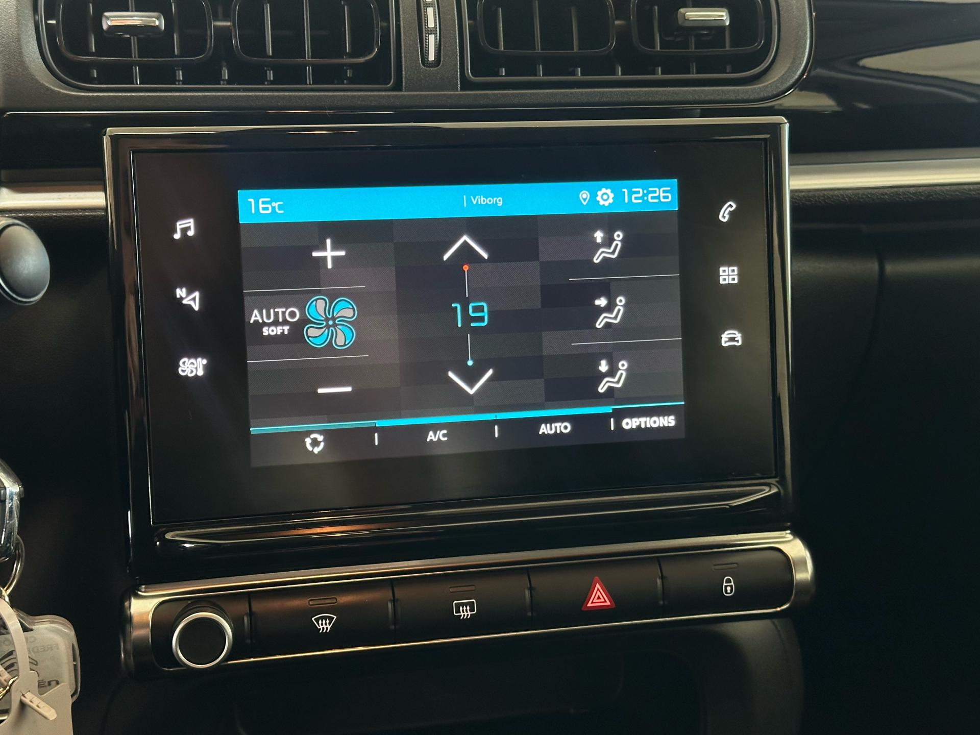 Billede af Citroën C3 1,2 PureTech Limited start/stop 82HK 5d