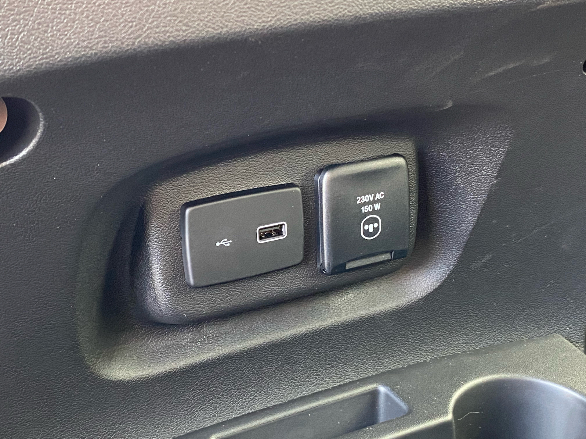 Billede af Fiat Ducato 35M L3H2 2,2 Multijet Pro 180HK Van 9g Aut.