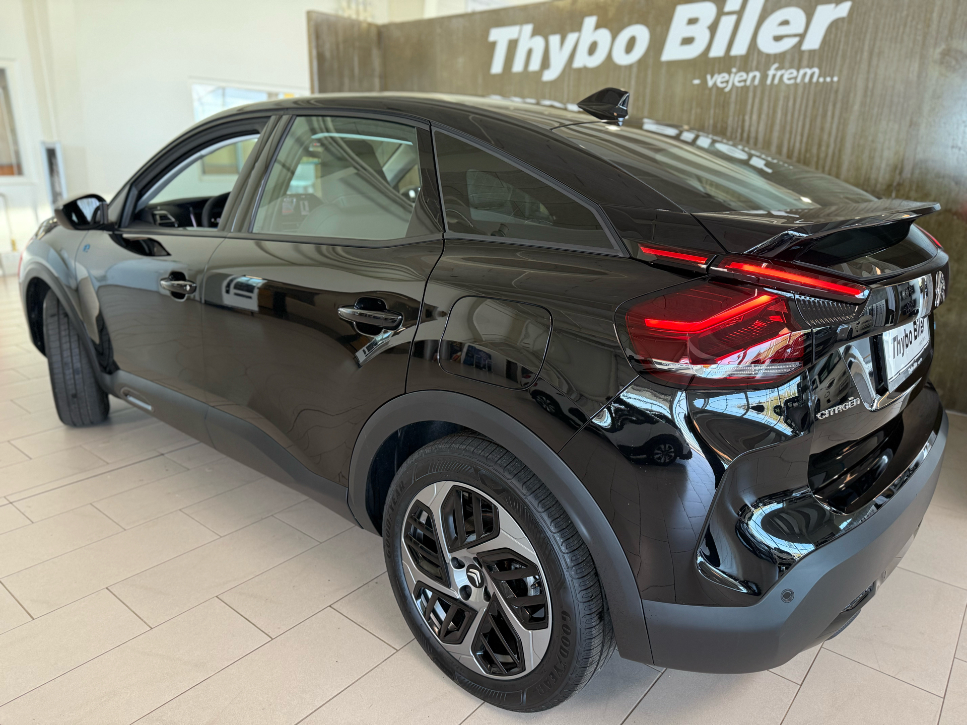 Billede af Citroën e-C4 EL Plus 136HK 5d Aut.