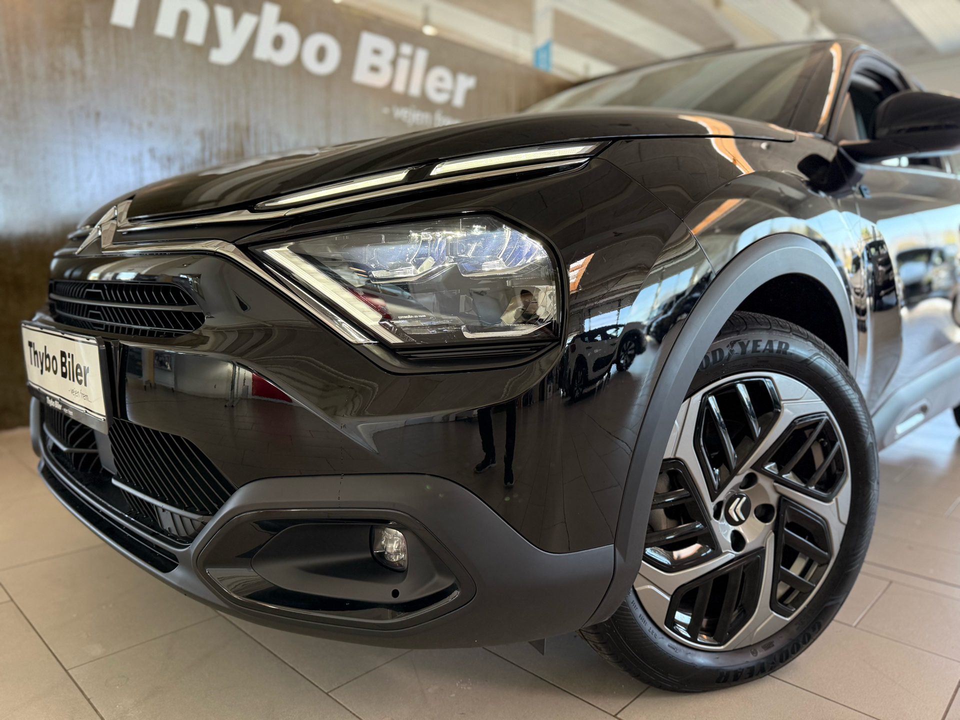 Billede af Citroën e-C4 EL Plus 136HK 5d Aut.