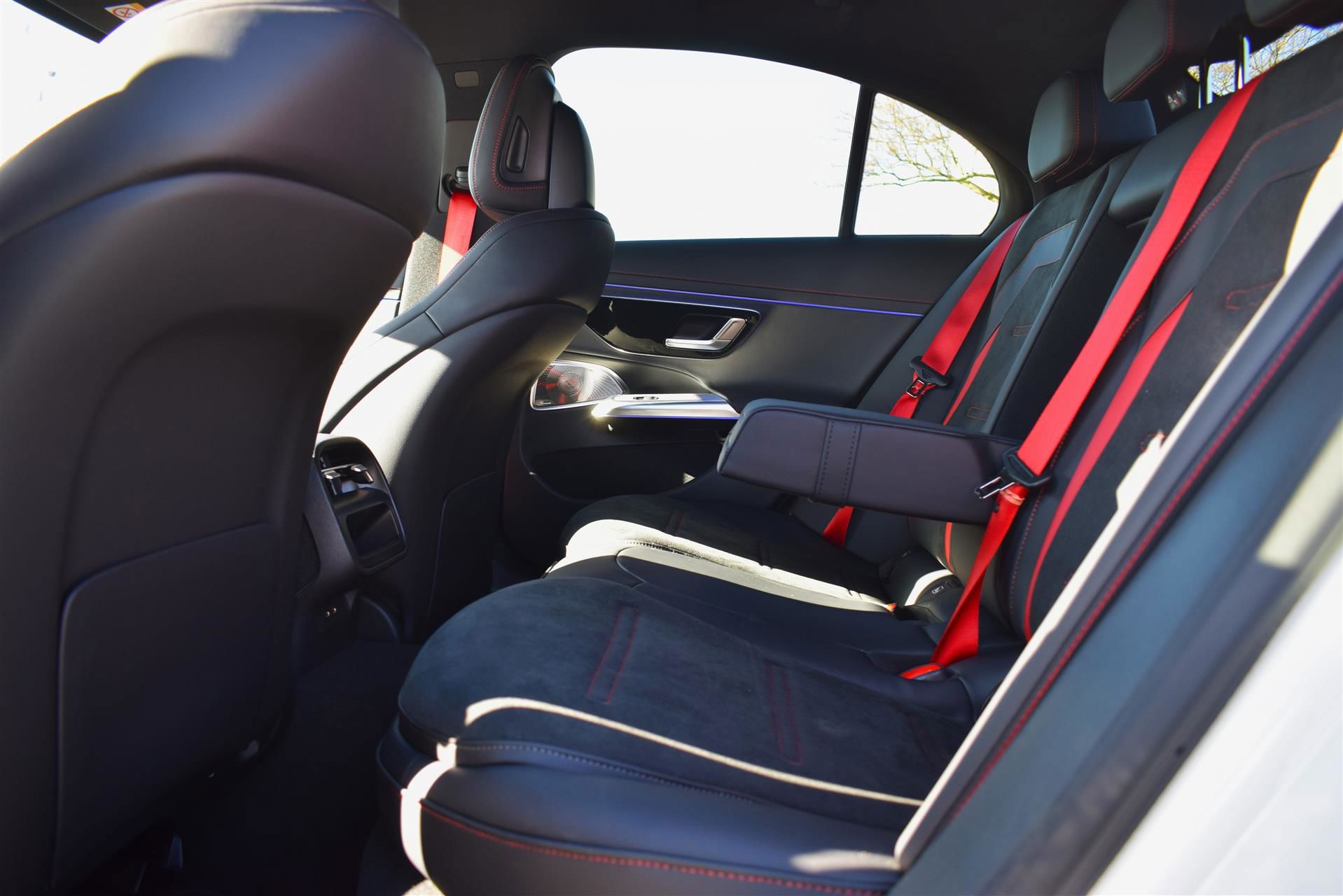 Billede af Mercedes-Benz E53 AMG 3,0 Plugin-hybrid 4Matic+ AMG Speedshift TCT 585HK 9g Aut.