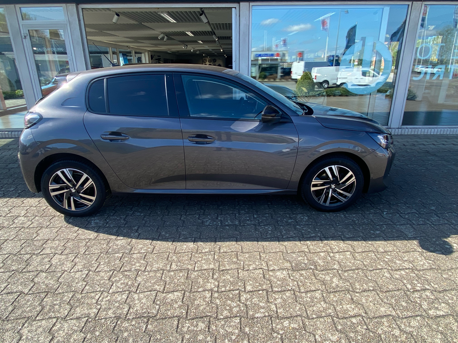Billede af Peugeot 208 1,5 BlueHDi Allure 100HK 5d