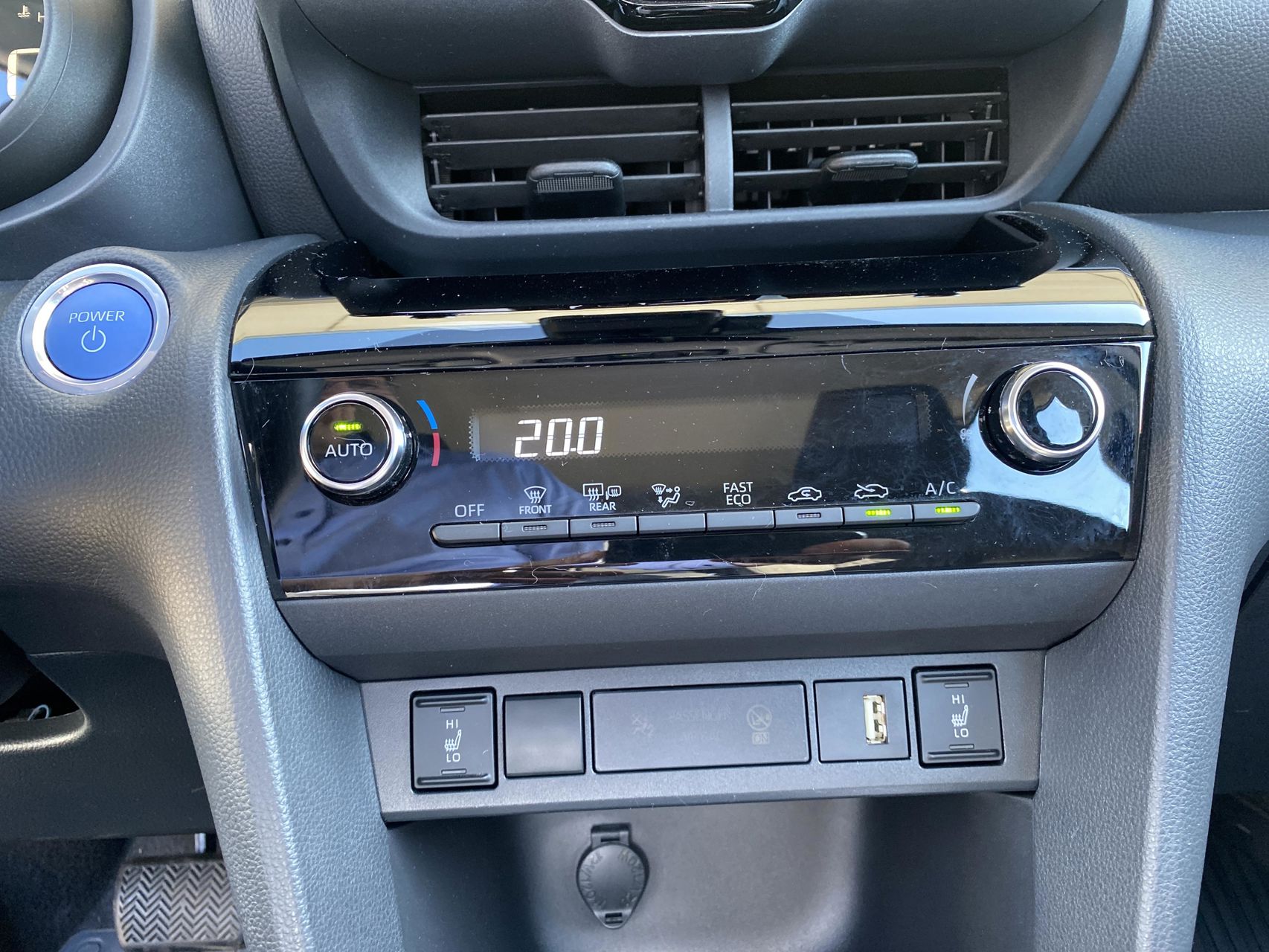 Billede af Toyota Yaris Cross 1,5 Hybrid Active 116HK 5d Trinl. Gear