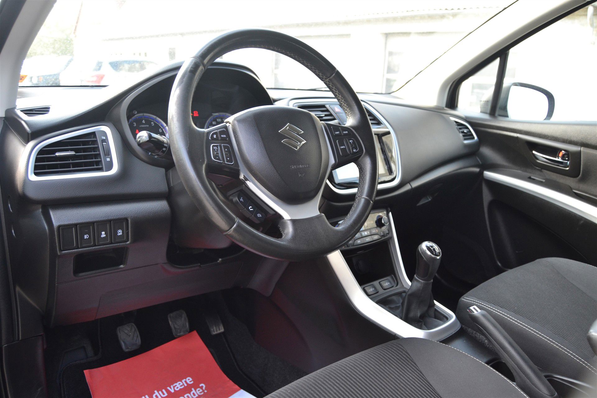Billede af Suzuki S-Cross 1,0 Boosterjet Active 112HK 5d