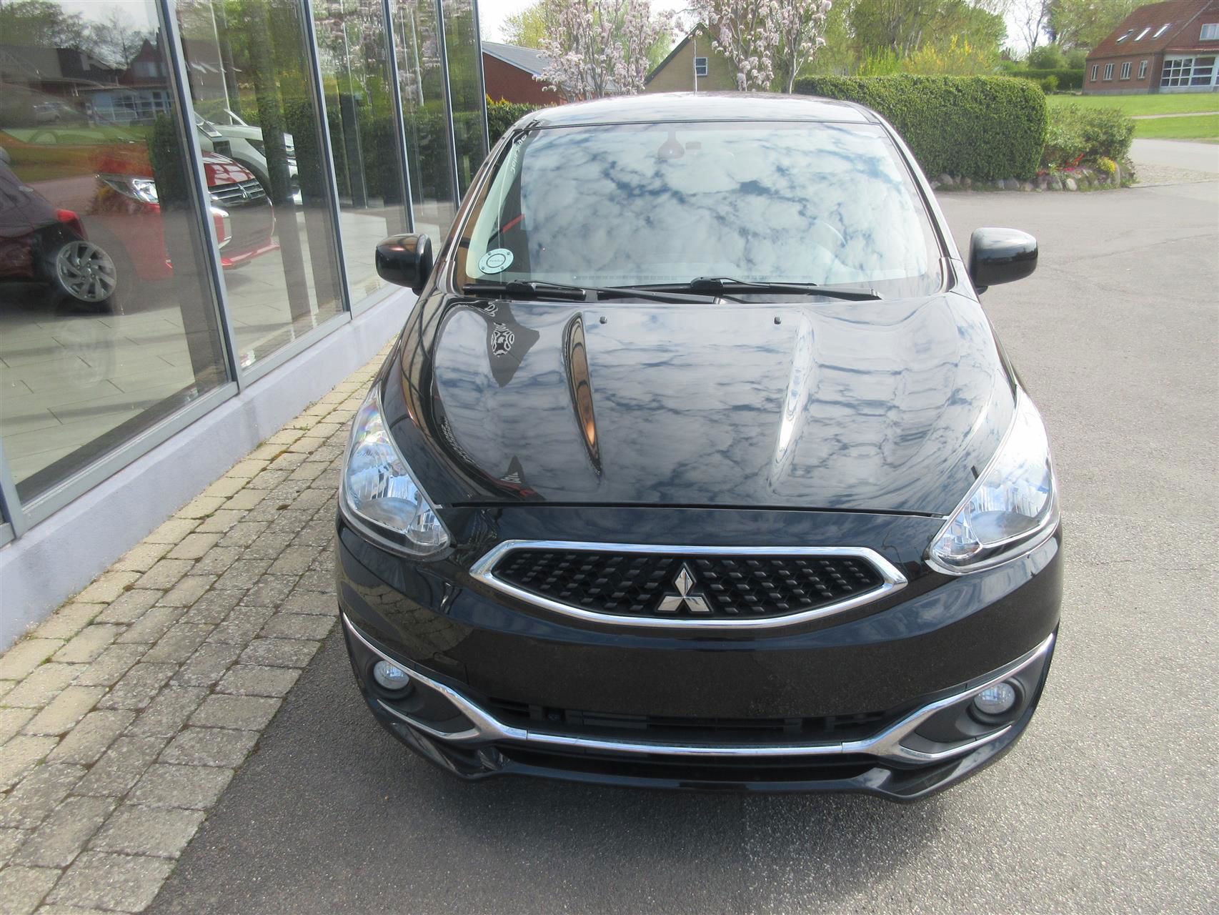 Billede af Mitsubishi Space Star 1,2 Inlead 80HK 5d