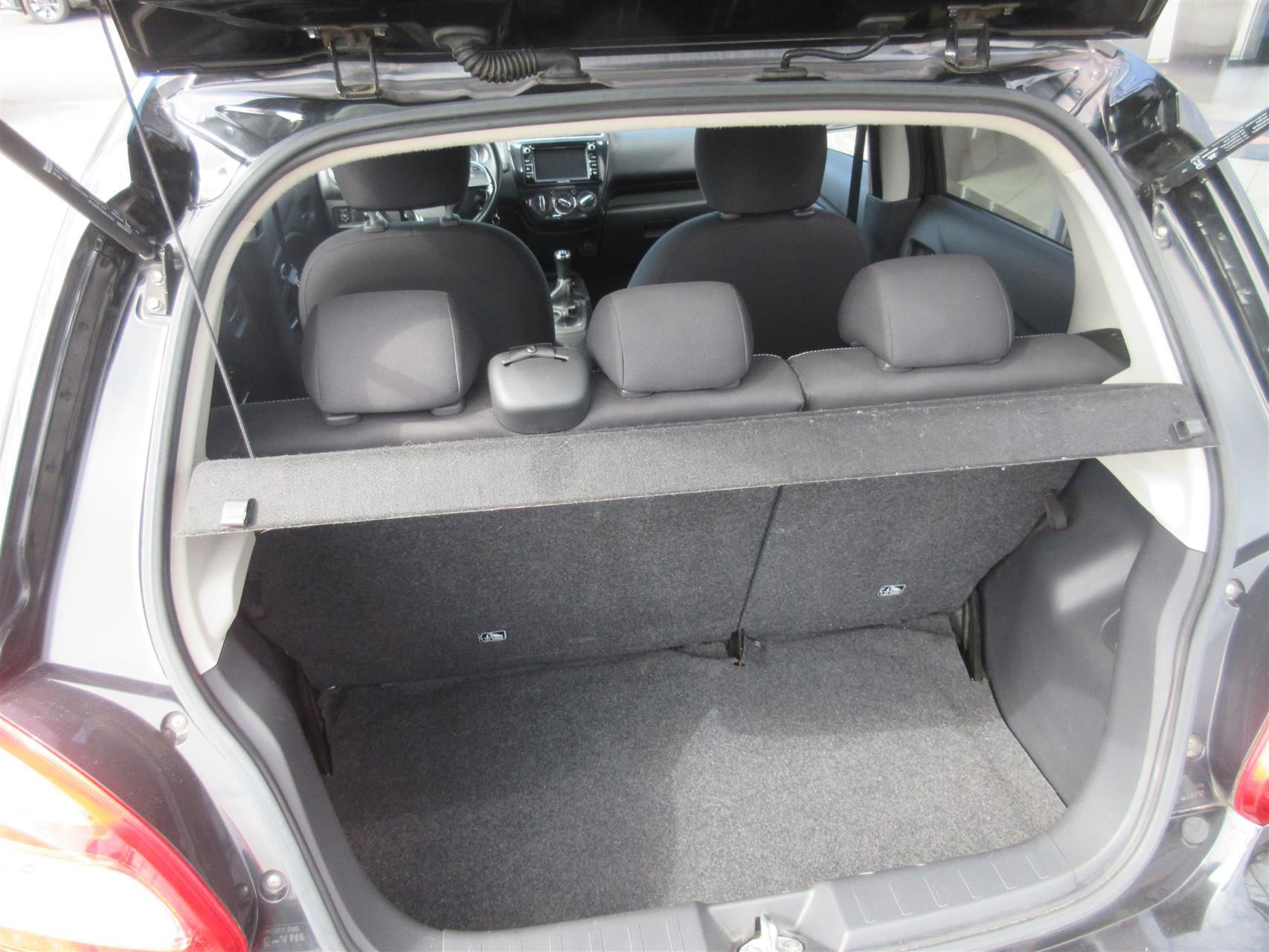 Billede af Mitsubishi Space Star 1,2 Inlead 80HK 5d