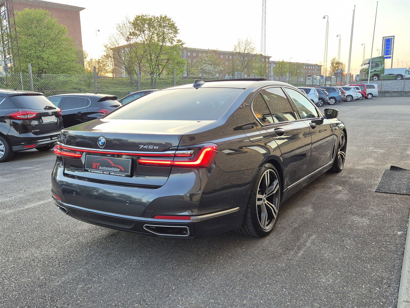 Billede af BMW 745e 3,0 Plugin-hybrid Connected Steptronic 399HK 8g Aut.