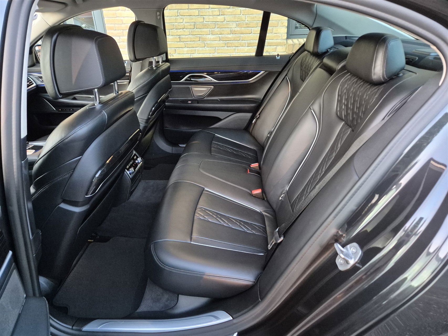Billede af BMW 745e 3,0 Plugin-hybrid Connected Steptronic 399HK 8g Aut.