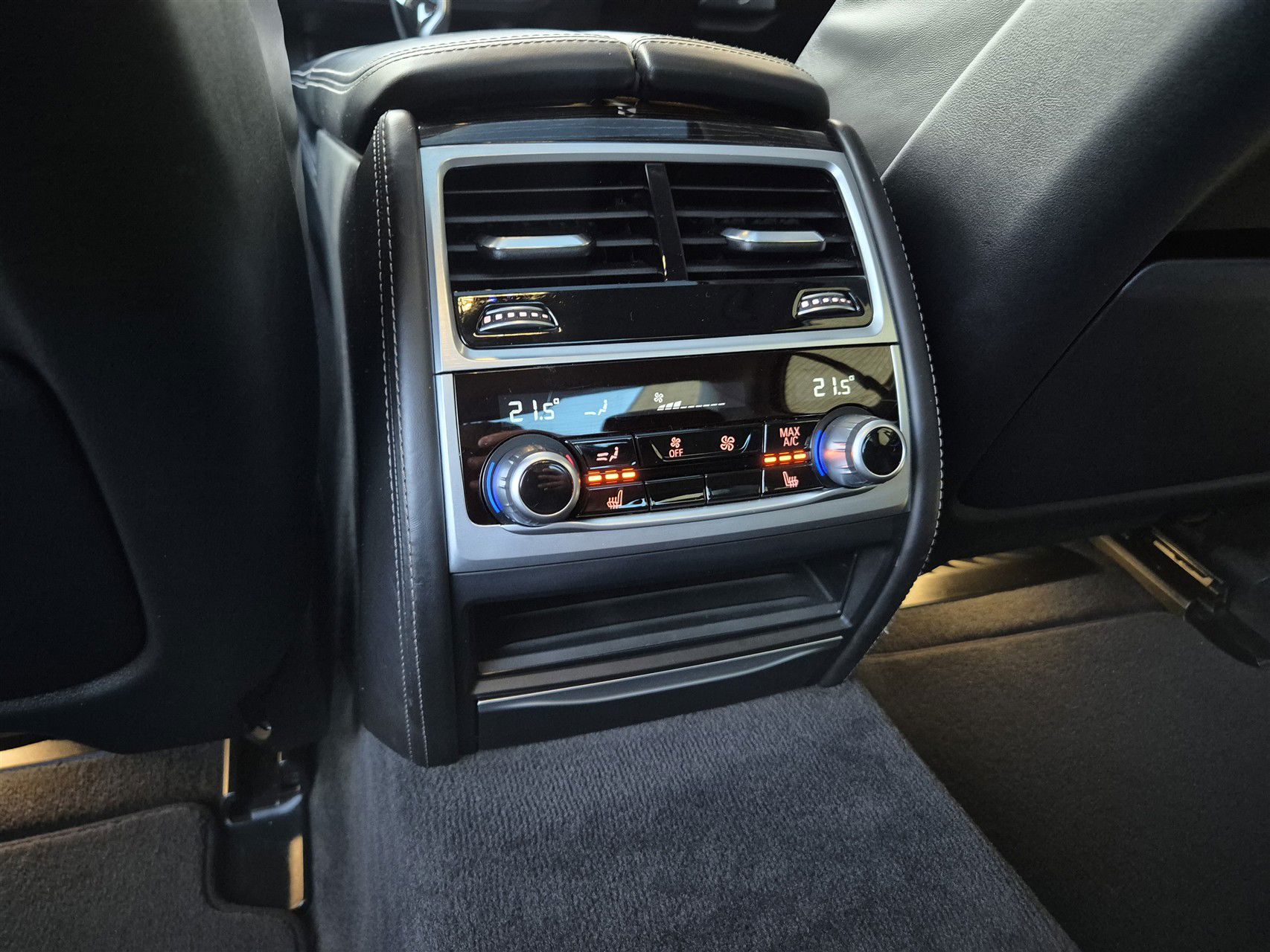 Billede af BMW 745e 3,0 Plugin-hybrid Connected Steptronic 399HK 8g Aut.