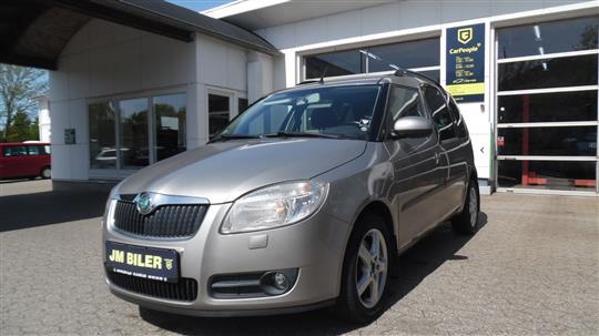 Skoda Roomster 1,6 16V Sport 105HK