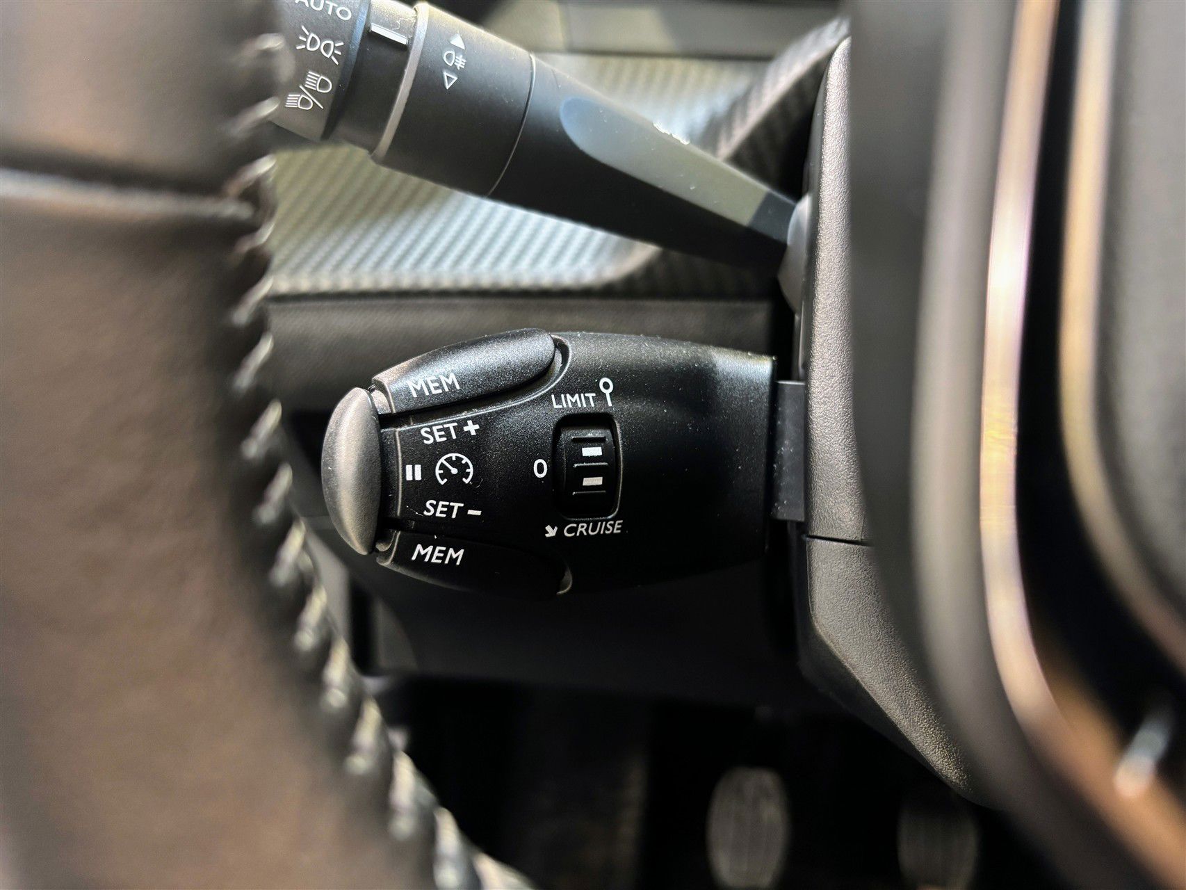 Billede af Peugeot 2008 1,2 PureTech Selection 100HK 5d