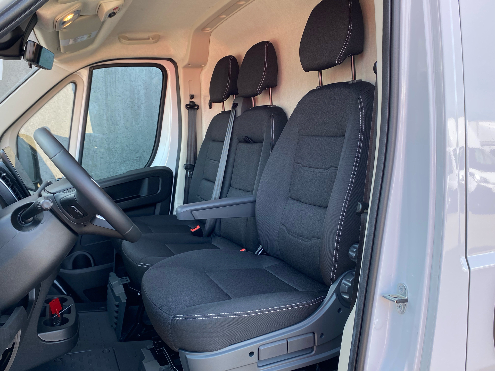 Billede af Fiat Ducato 35M L2H2 2,2 Multijet Pro+ 180HK Van 8g Aut.