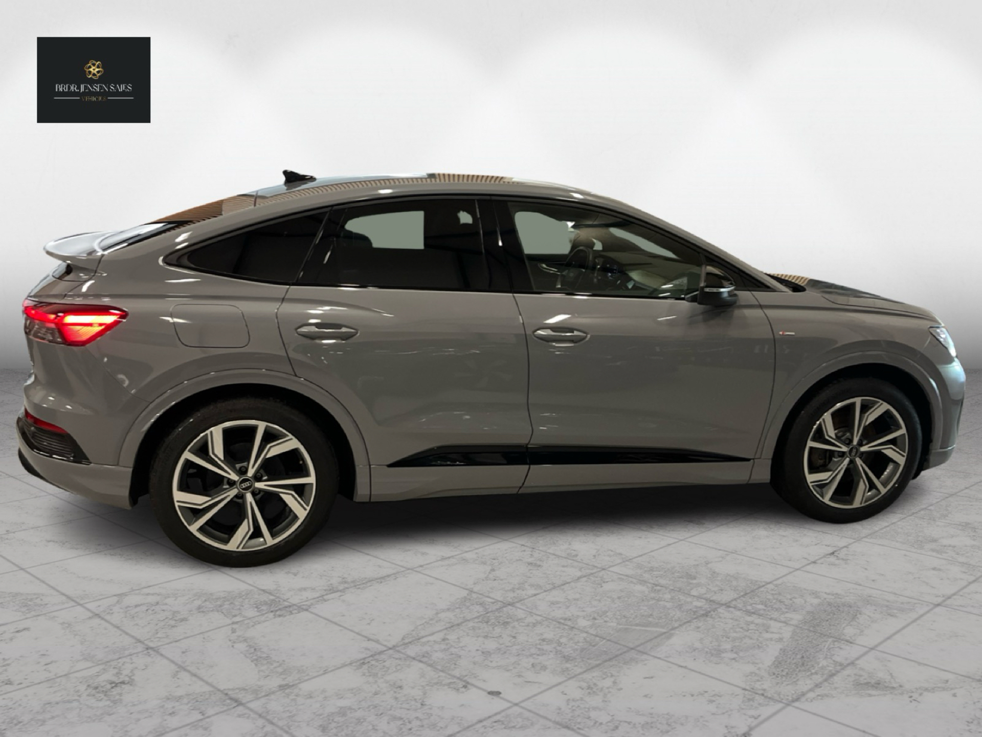 Billede af Audi Q4 Sportback 40 E-tron S Line 204HK 5d Aut.