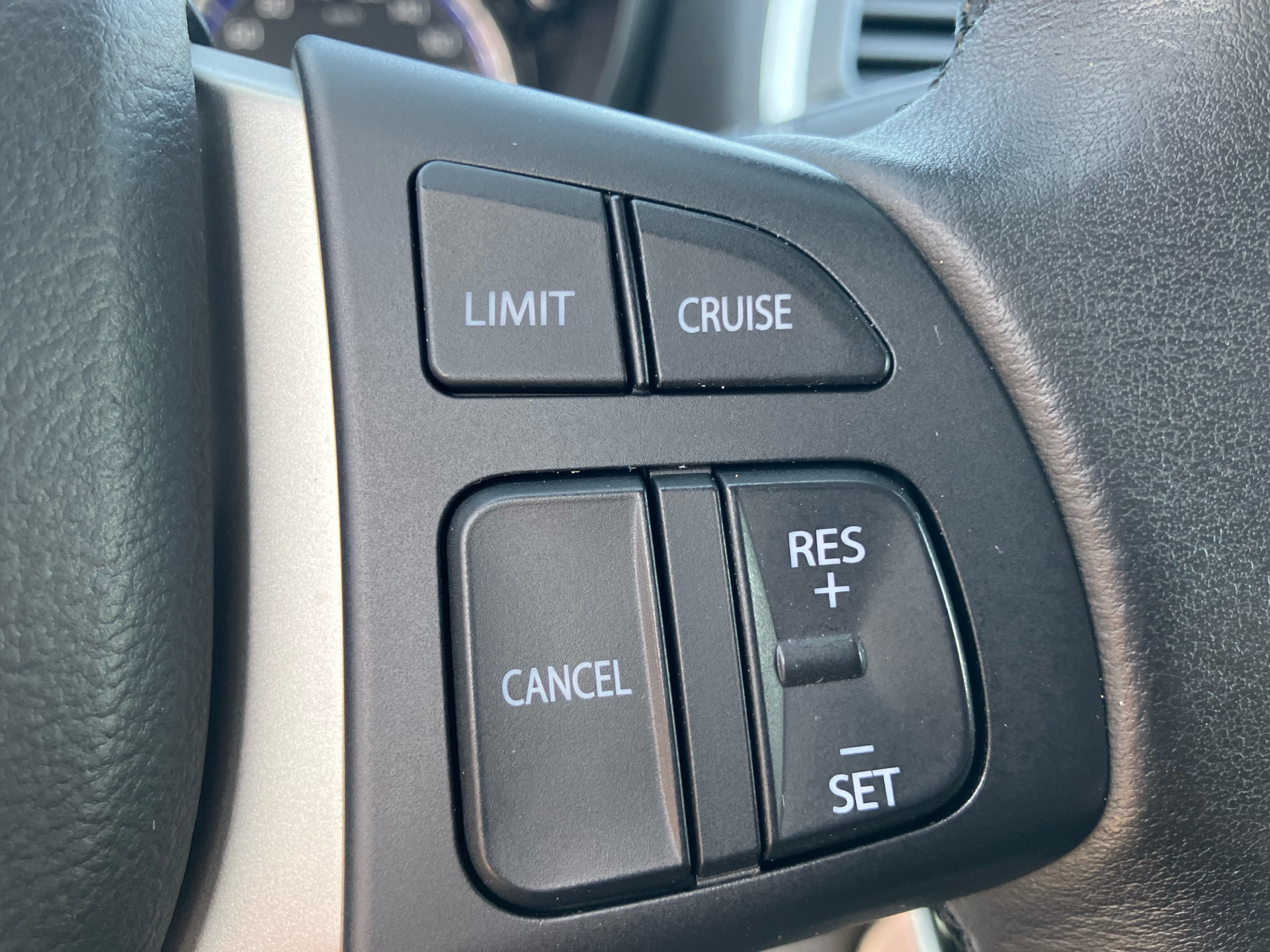 Billede af Suzuki S-Cross 1,0 Boosterjet Active 112HK 5d