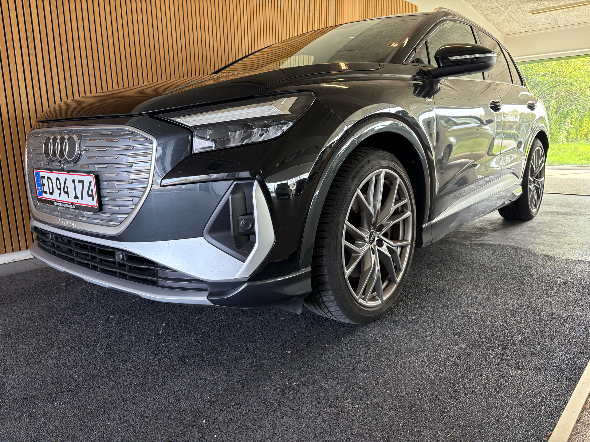 Billede af Audi Q4 50 E-tron Attitude Quattro 299HK 5d Aut.