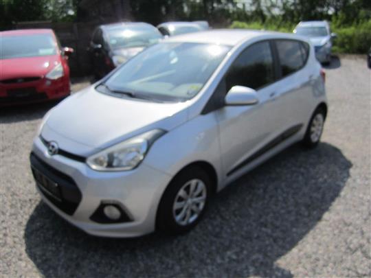 Hyundai i10 1,0 Go EM ECO 66HK 5d