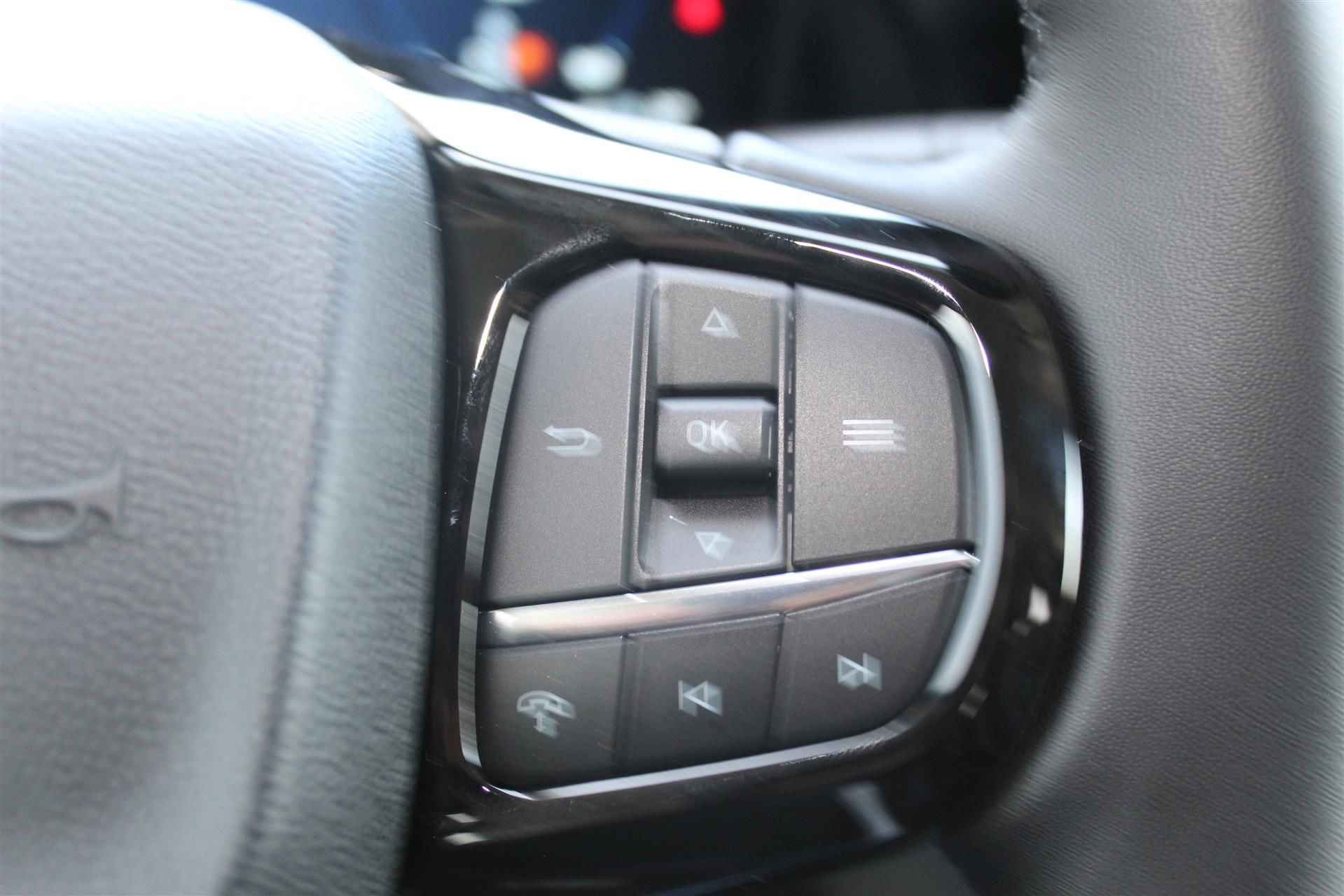 Billede af Ford Tourneo Custom 340 L1H1 2,5 Plugin-hybrid Titanium X CVT 233HK Aut.