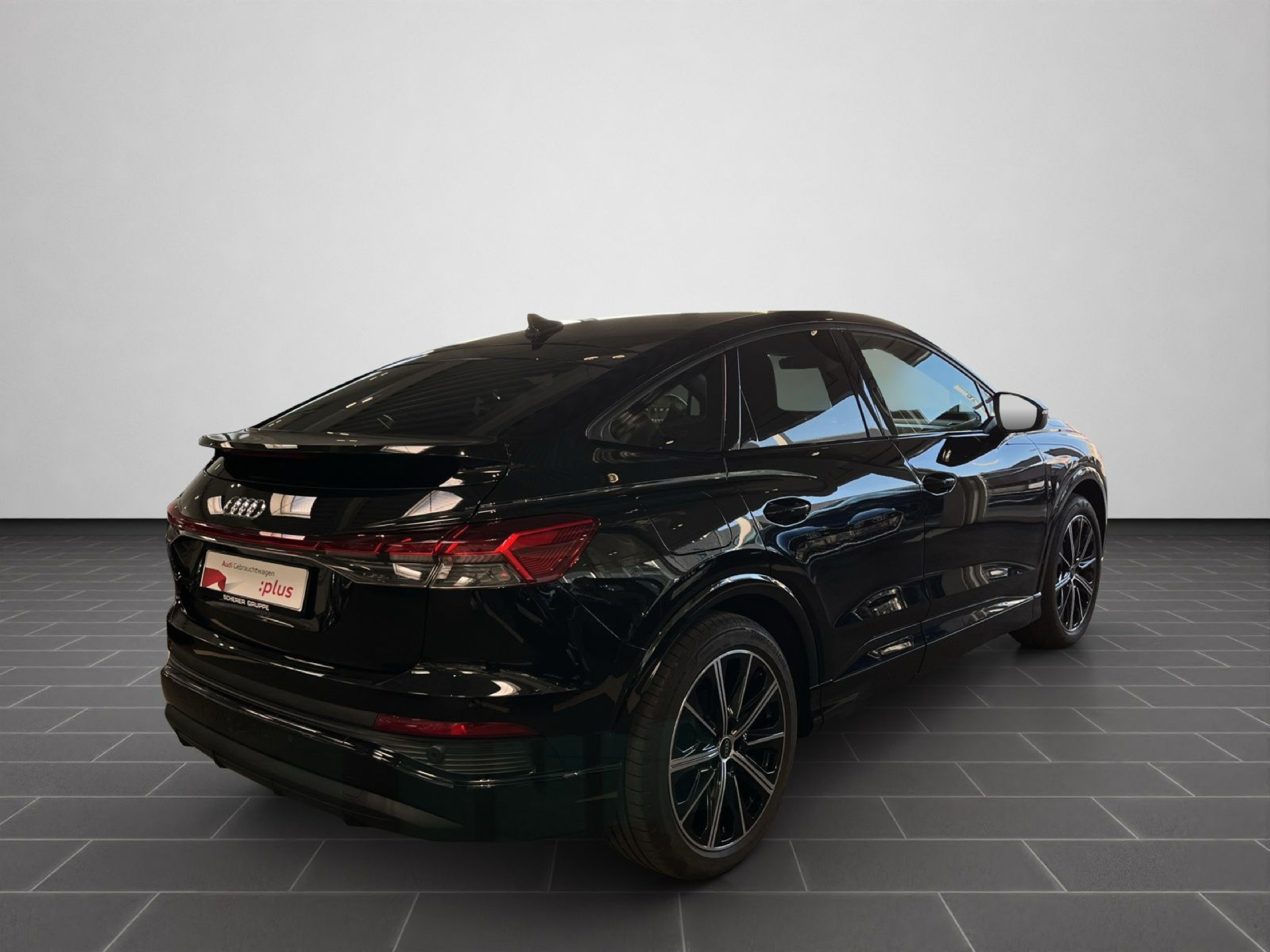 Billede af Audi Q4 Sportback 40 E-tron S Line 204HK 5d Aut.