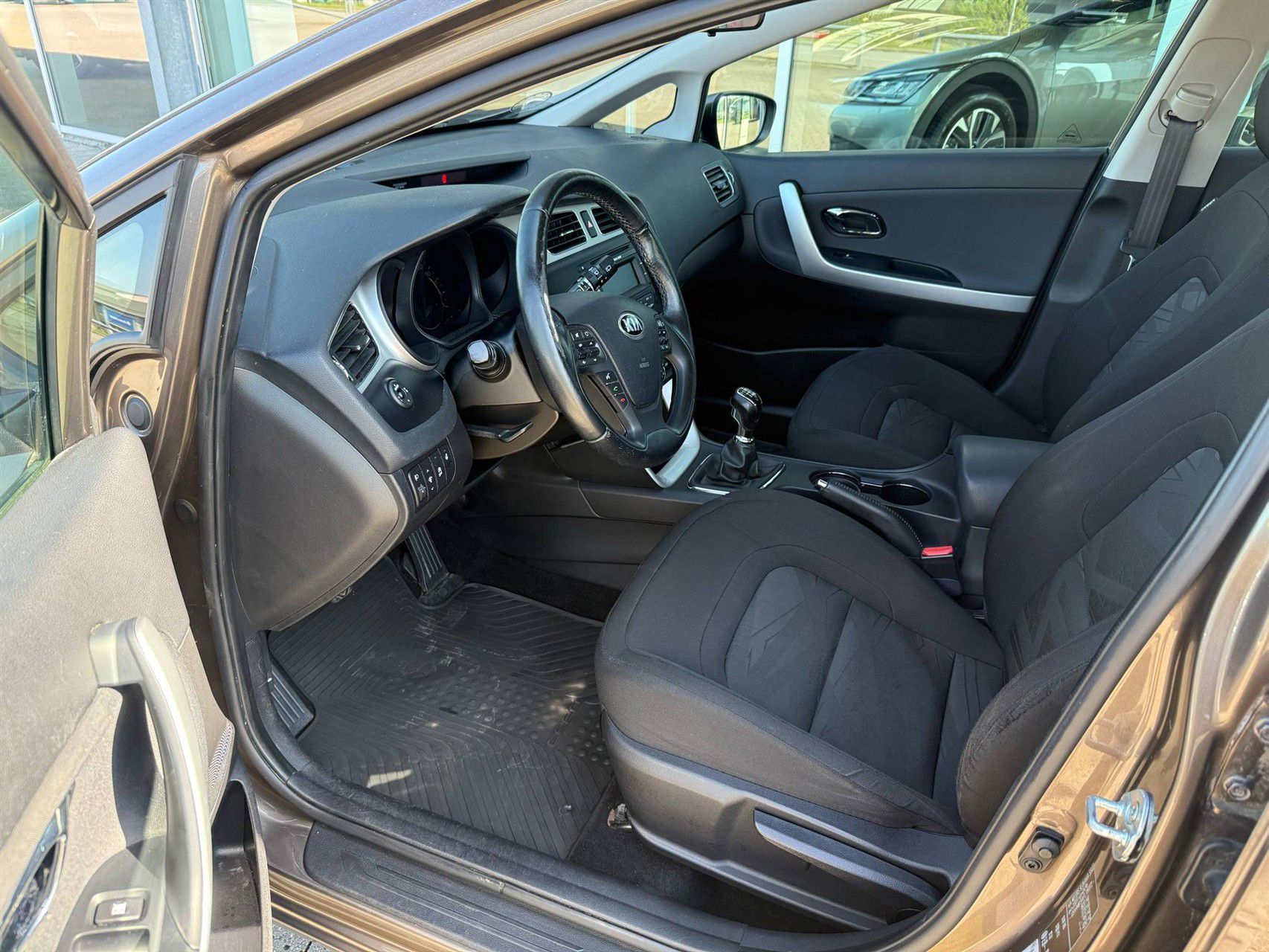 Billede af Kia Ceed 1,6 GDI Style Plus 135HK 5d 6g