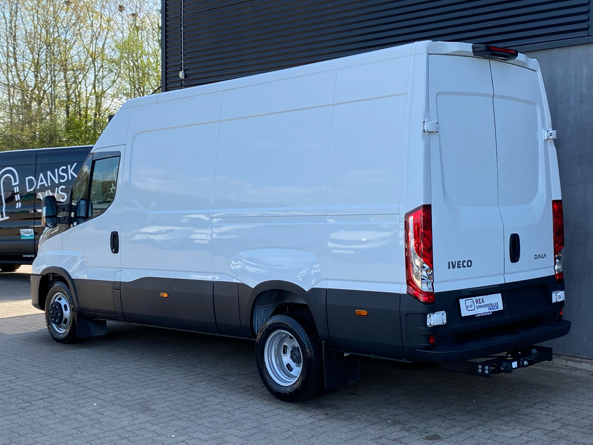 Billede af Iveco Daily 35C18 12m3 3,0 D Hi-Matic 180HK Van 8g Aut.