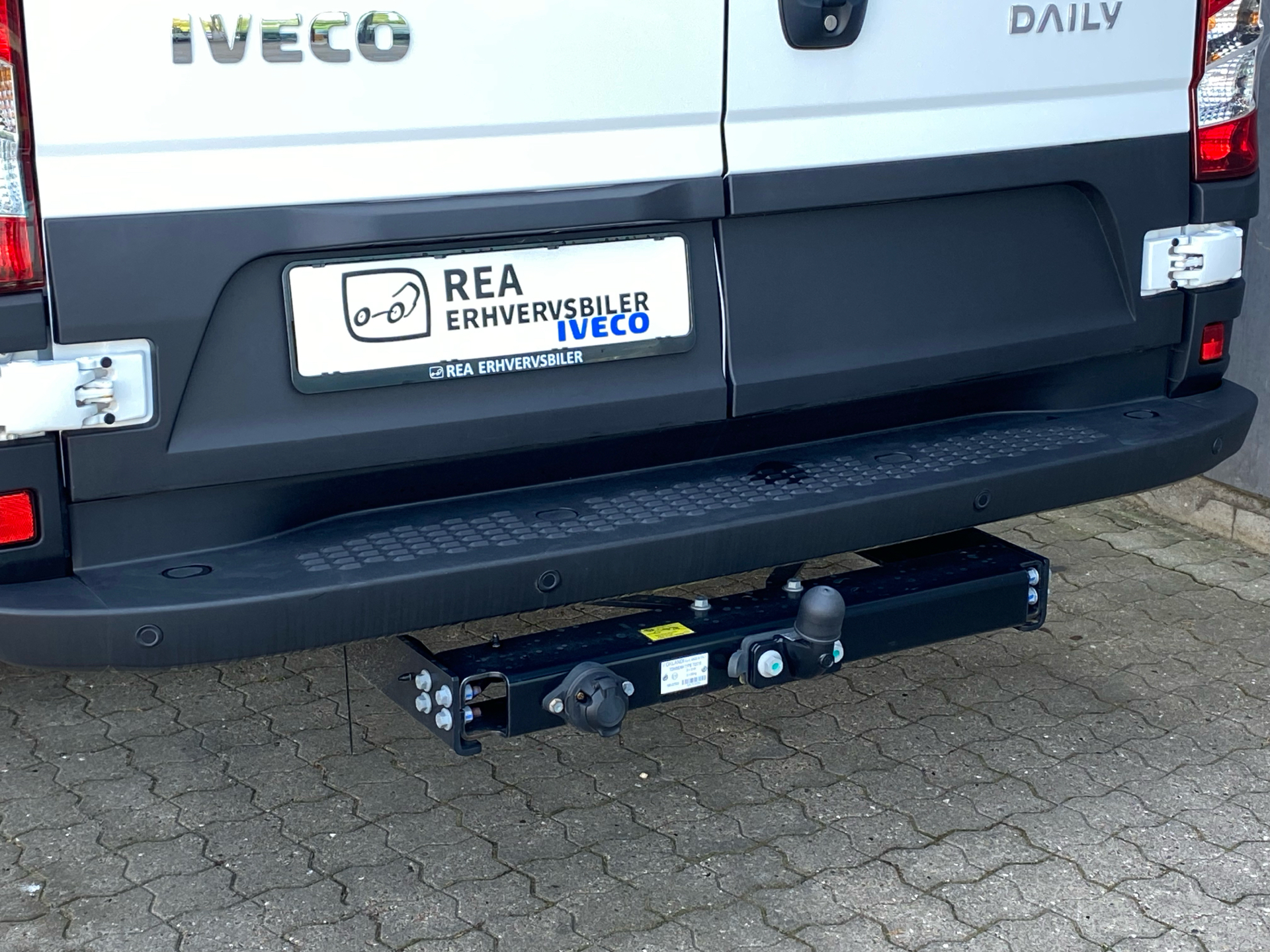 Billede af Iveco Daily 35C18 12m3 3,0 D Hi-Matic 180HK Van 8g Aut.