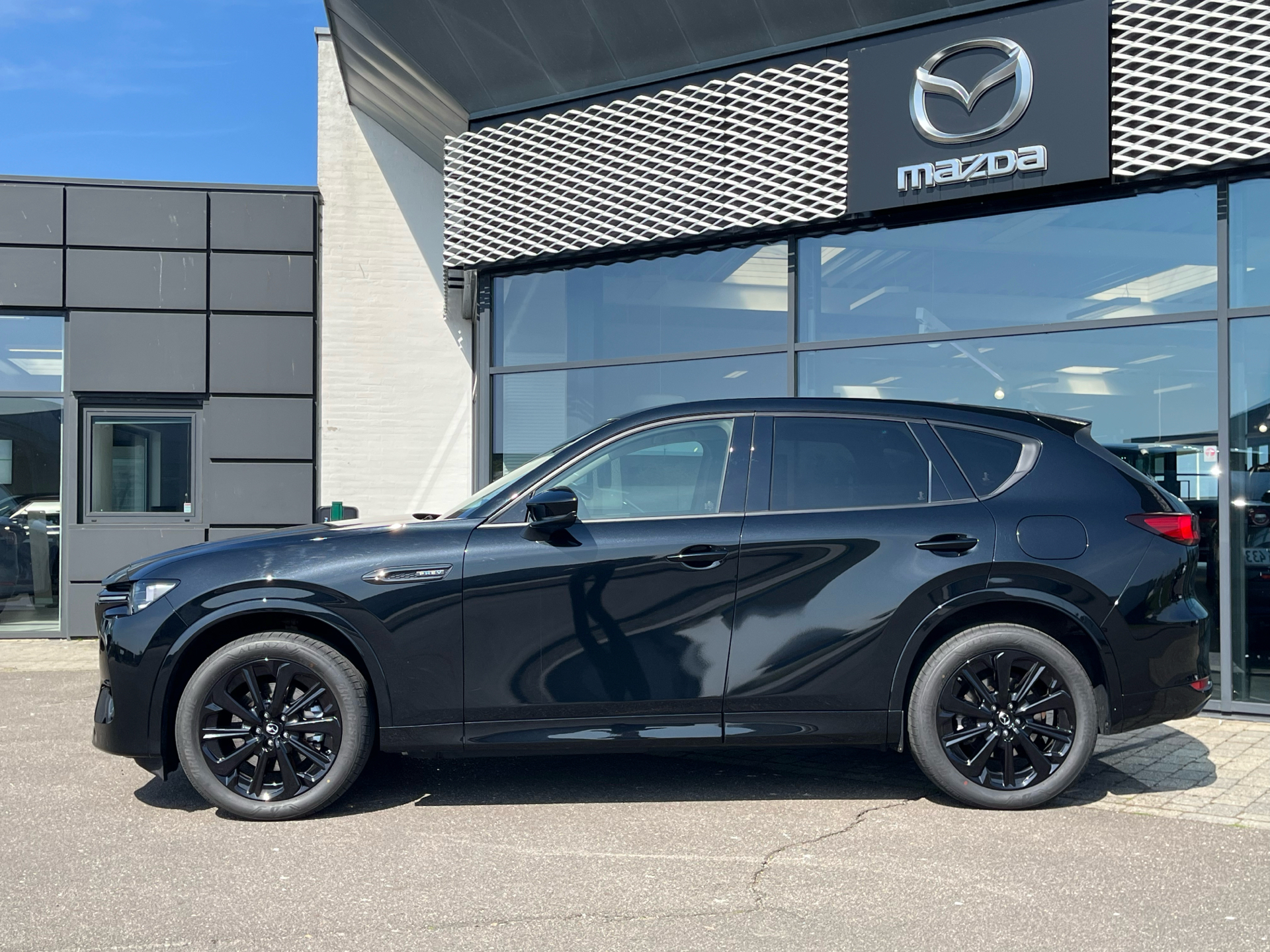 Billede af Mazda CX-60 2,5 e-Skyactiv  Plugin-hybrid Homura AWD 327HK 5d 8g Aut.