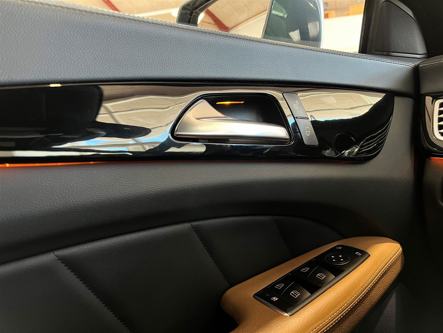 Billede af Mercedes-Benz CLS350 d 3,0 CDI BlueEfficiency 265HK 4d Aut.
