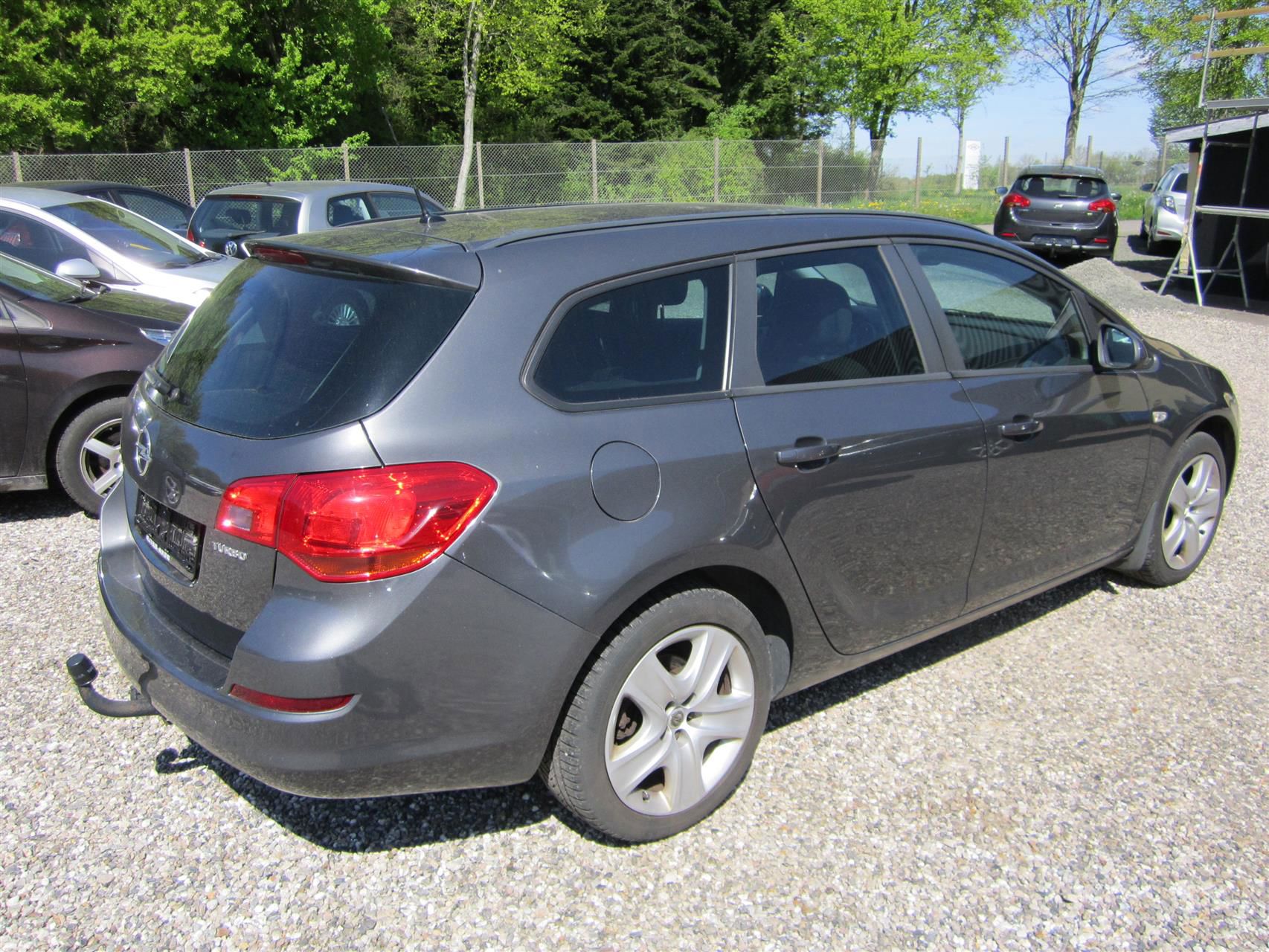 Billede af Opel Astra Sports Tourer 1,4 Turbo Enjoy Start/Stop 140HK Stc 6g