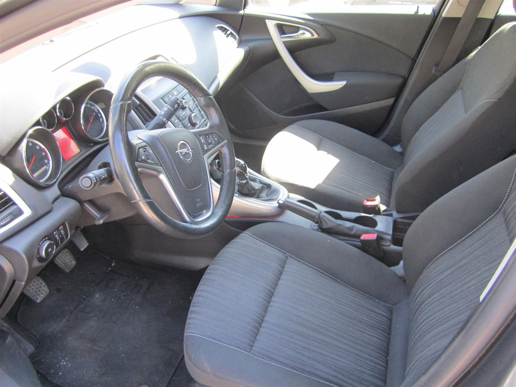 Billede af Opel Astra Sports Tourer 1,4 Turbo Enjoy Start/Stop 140HK Stc 6g