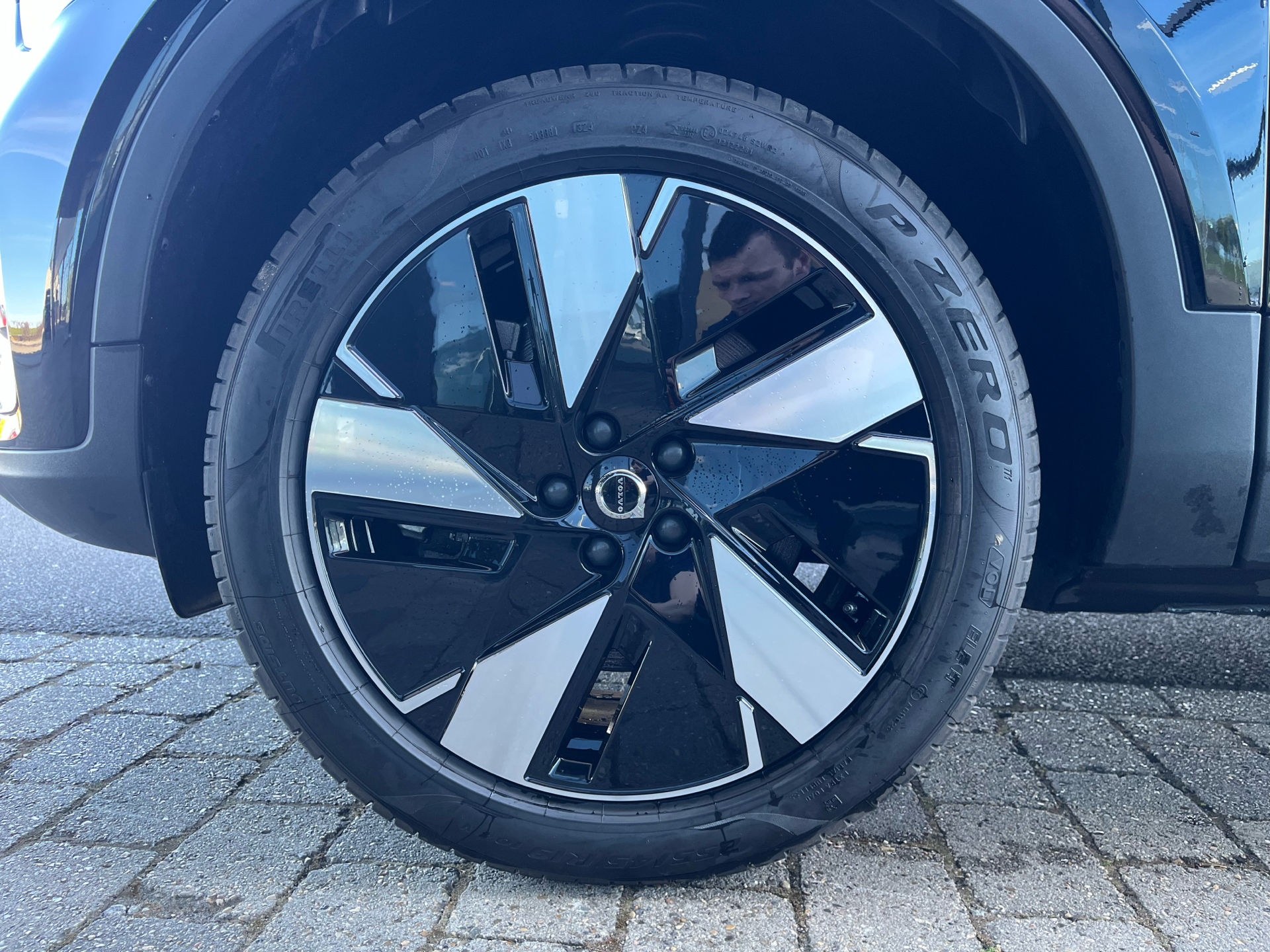 Billede af Volvo EX40 Single Motor Plus 238HK 5d Aut.