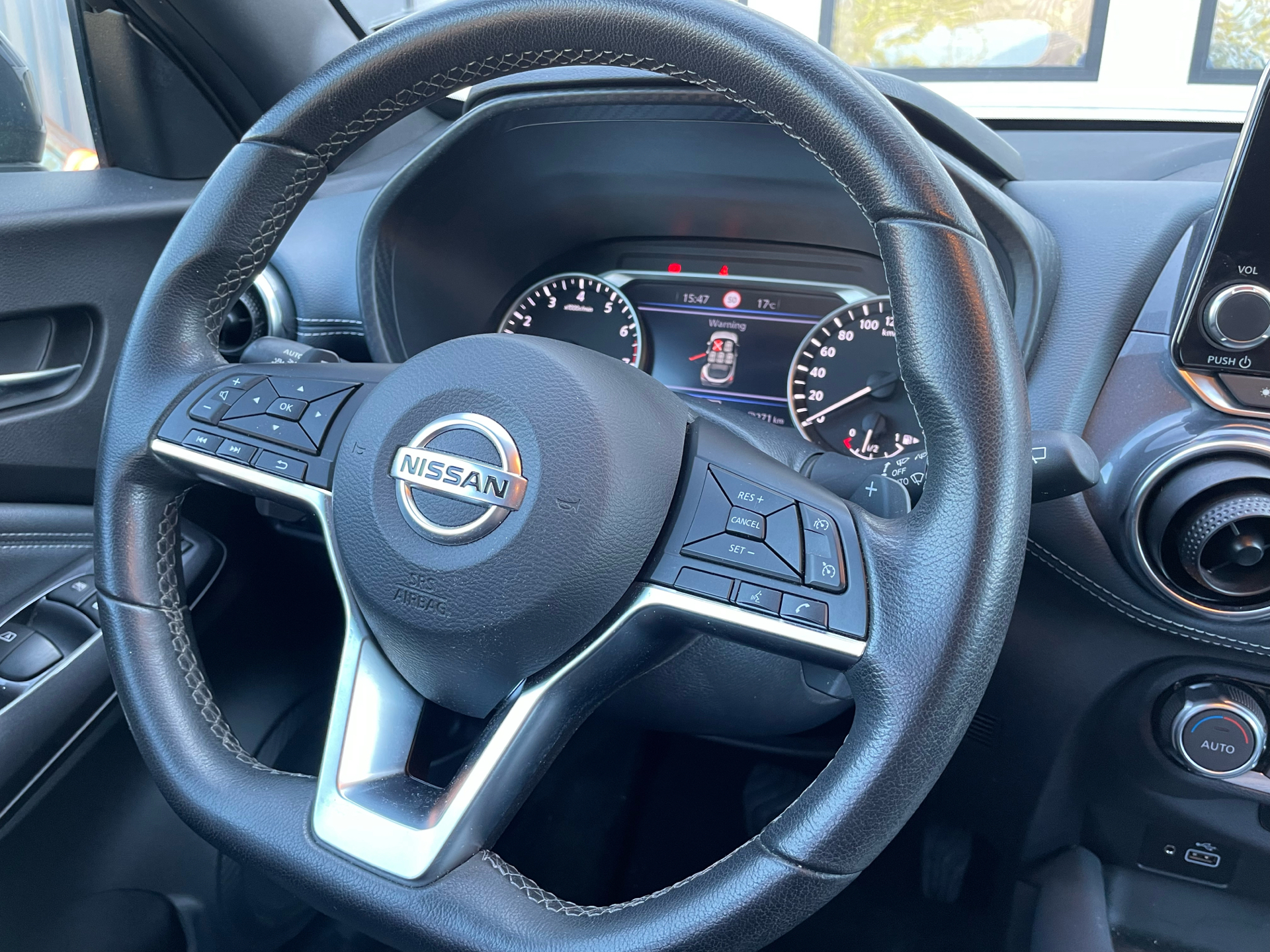 Billede af Nissan Juke 1,0 Dig-T N-Connecta DCT 114HK 5d 7g Aut.
