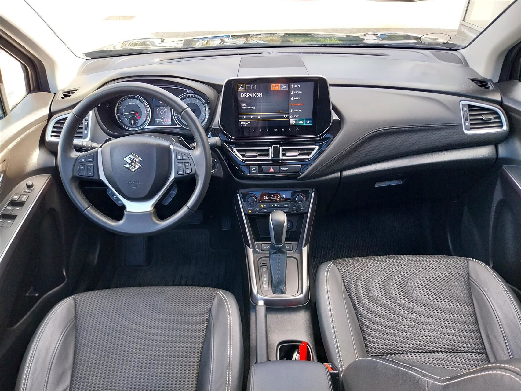 Billede af Suzuki S-Cross 1,4 Boosterjet Adventure Hybrid 129HK 5d 6g Aut.