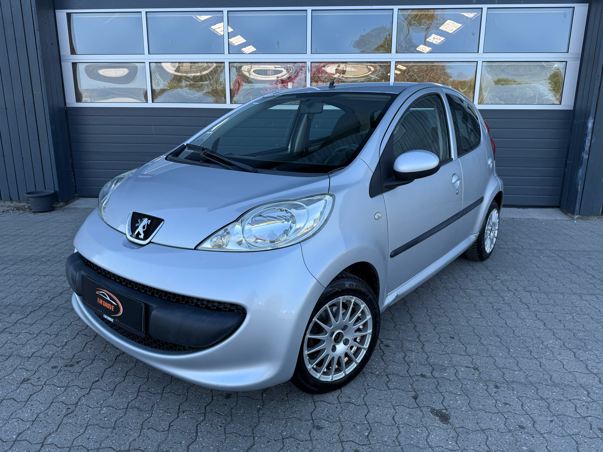 Billede af Peugeot 107 1,0 12V Urban 68HK 5d