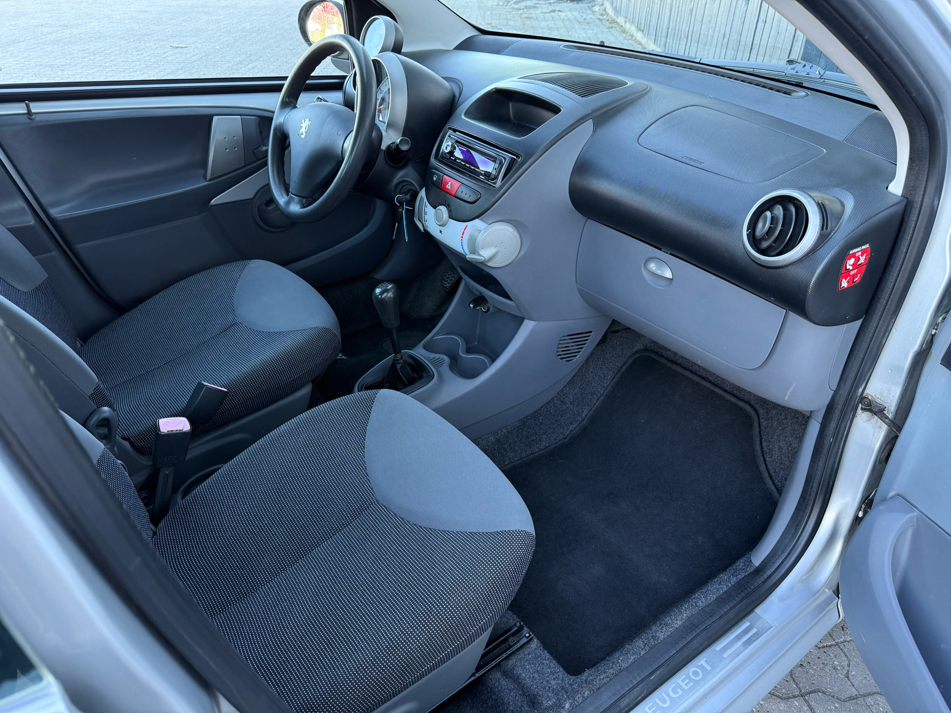 Billede af Peugeot 107 1,0 12V Urban 68HK 5d