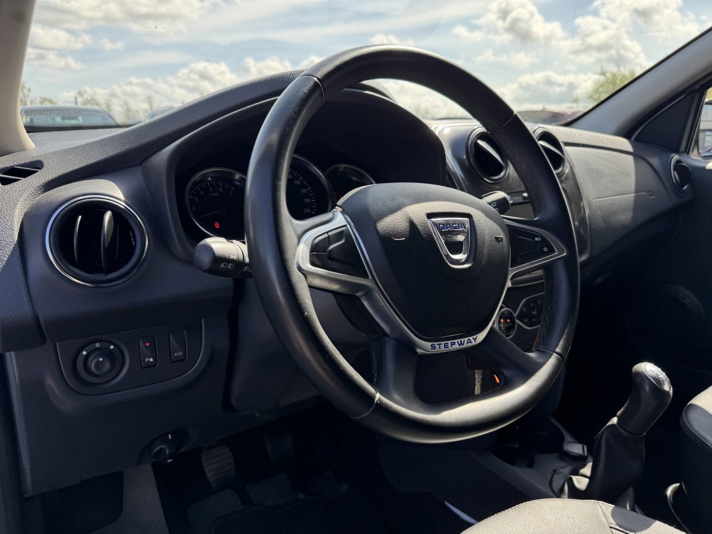 Billede af Dacia Logan 0,9 Tce Stepway Start/Stop 90HK