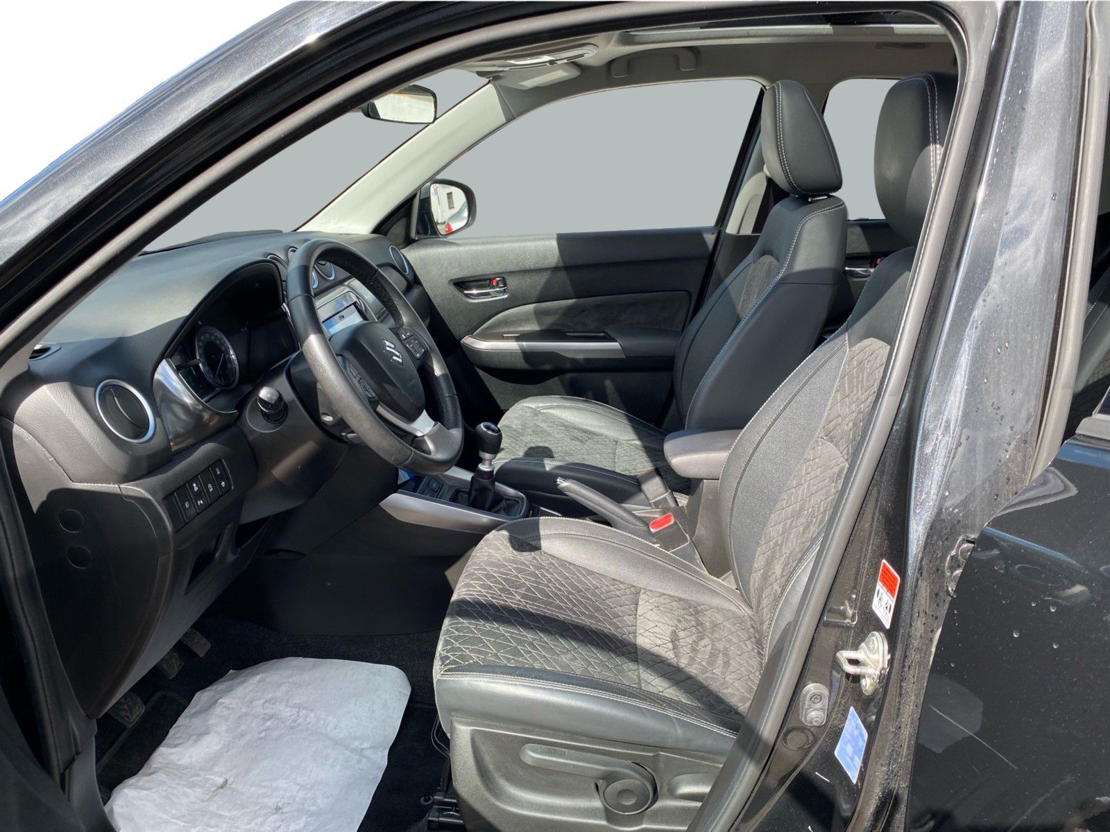 Billede af Suzuki Vitara 1,4 Boosterjet Adventure 129HK 5d 6g