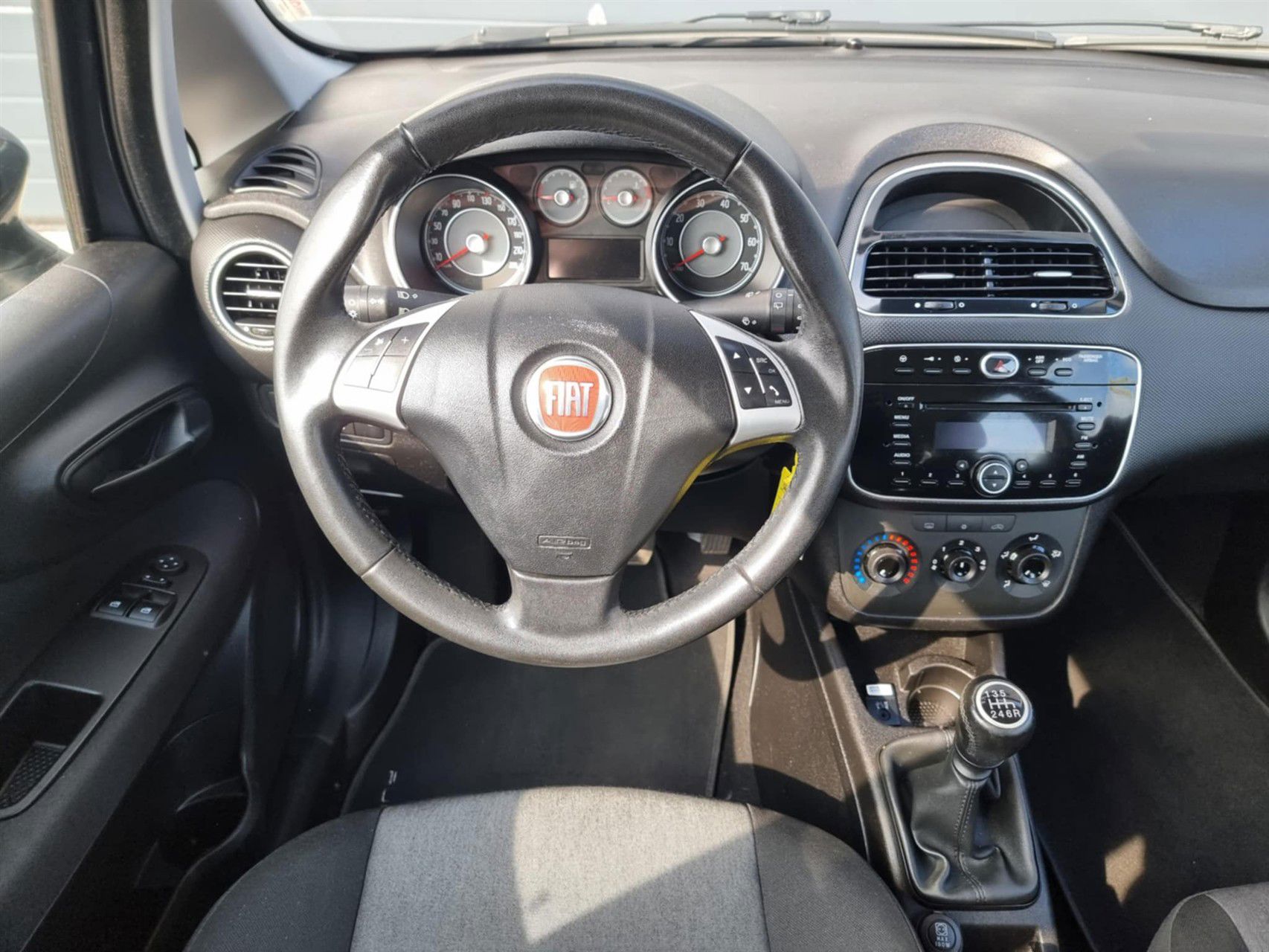 Billede af Fiat Punto 0,9 TwinAir Turbo Popstar 100HK 5d 6g