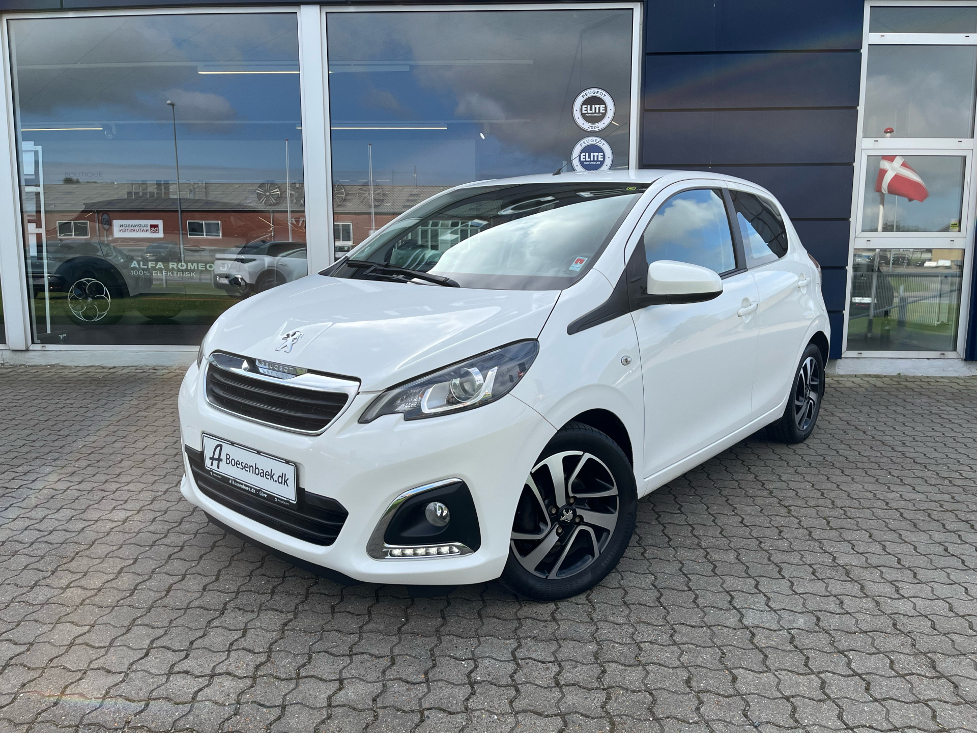Billede af Peugeot 108 1,0 e-Vti More+ 69HK 5d