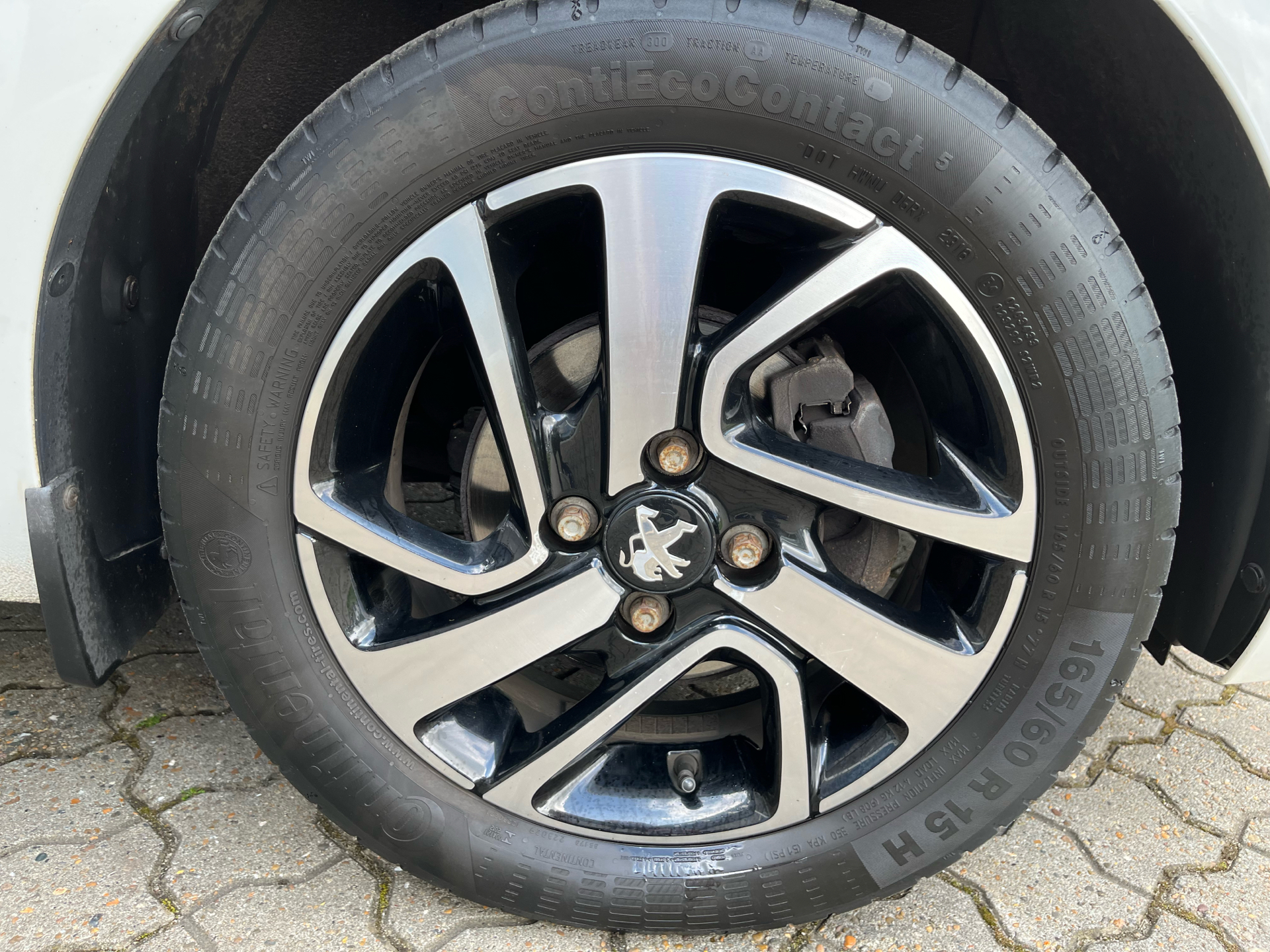 Billede af Peugeot 108 1,0 e-Vti More+ 69HK 5d