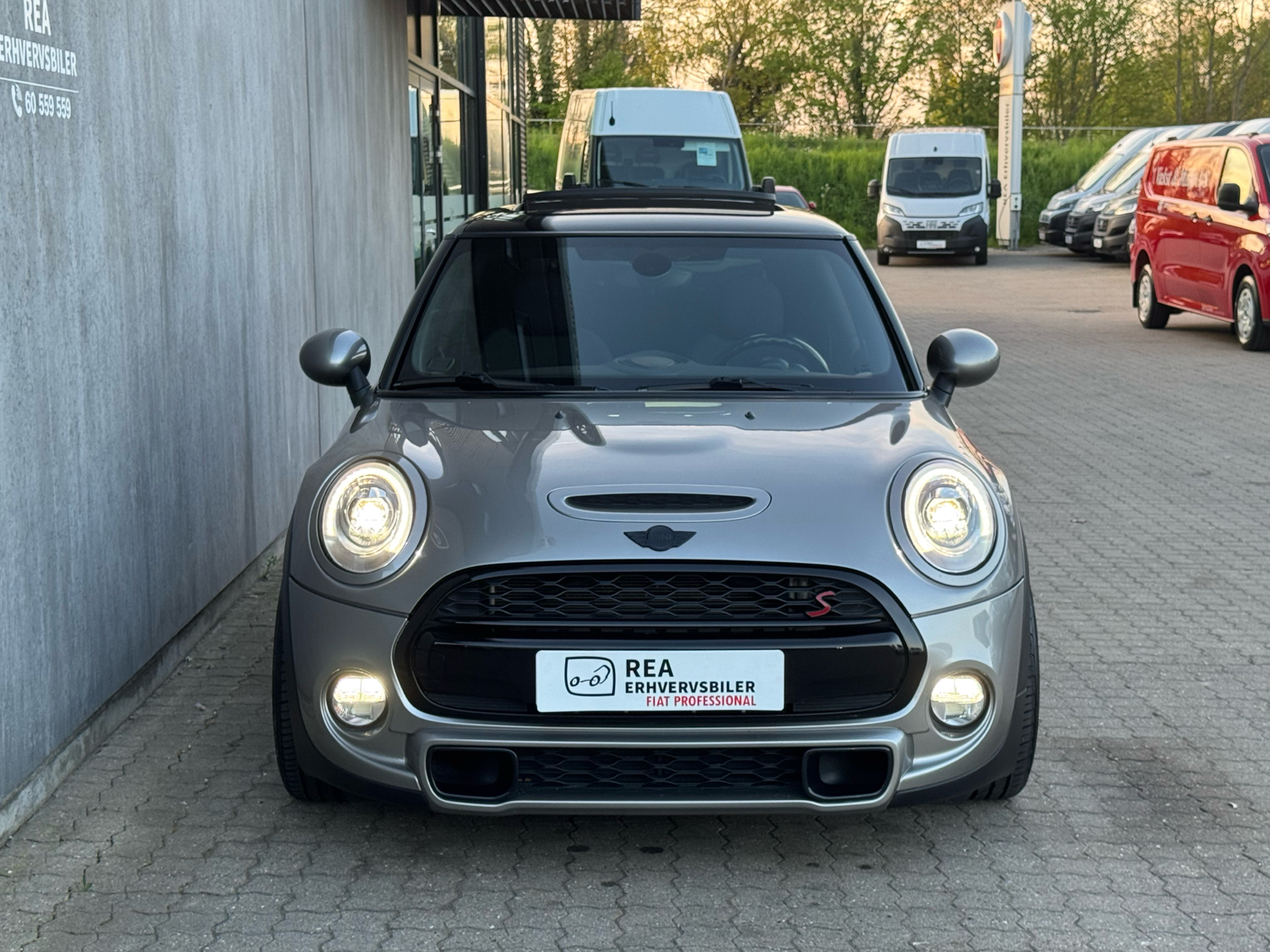 Billede af Mini Cooper S 2,0 Essential 192HK 3d 6g