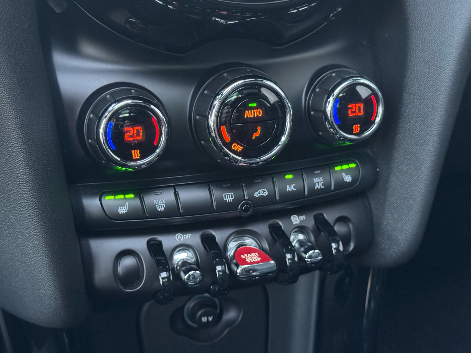 Billede af Mini Cooper S 2,0 Essential 192HK 3d 6g