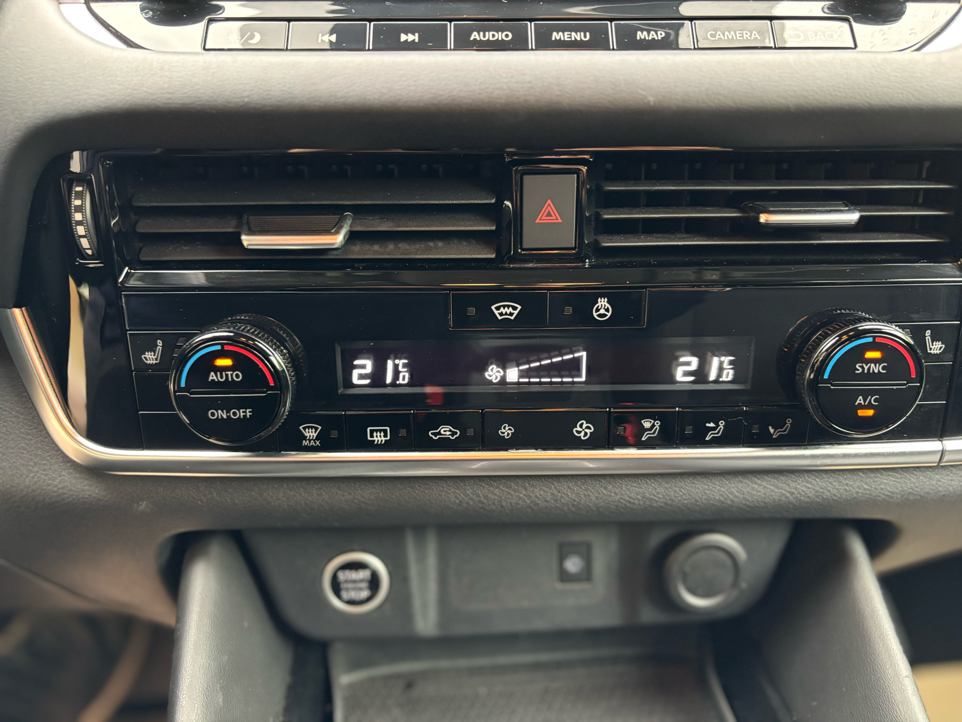 Billede af Nissan Qashqai 1,3 MHEV  Mild hybrid N-Connecta X-Tronic 158HK 5d 7g Aut.