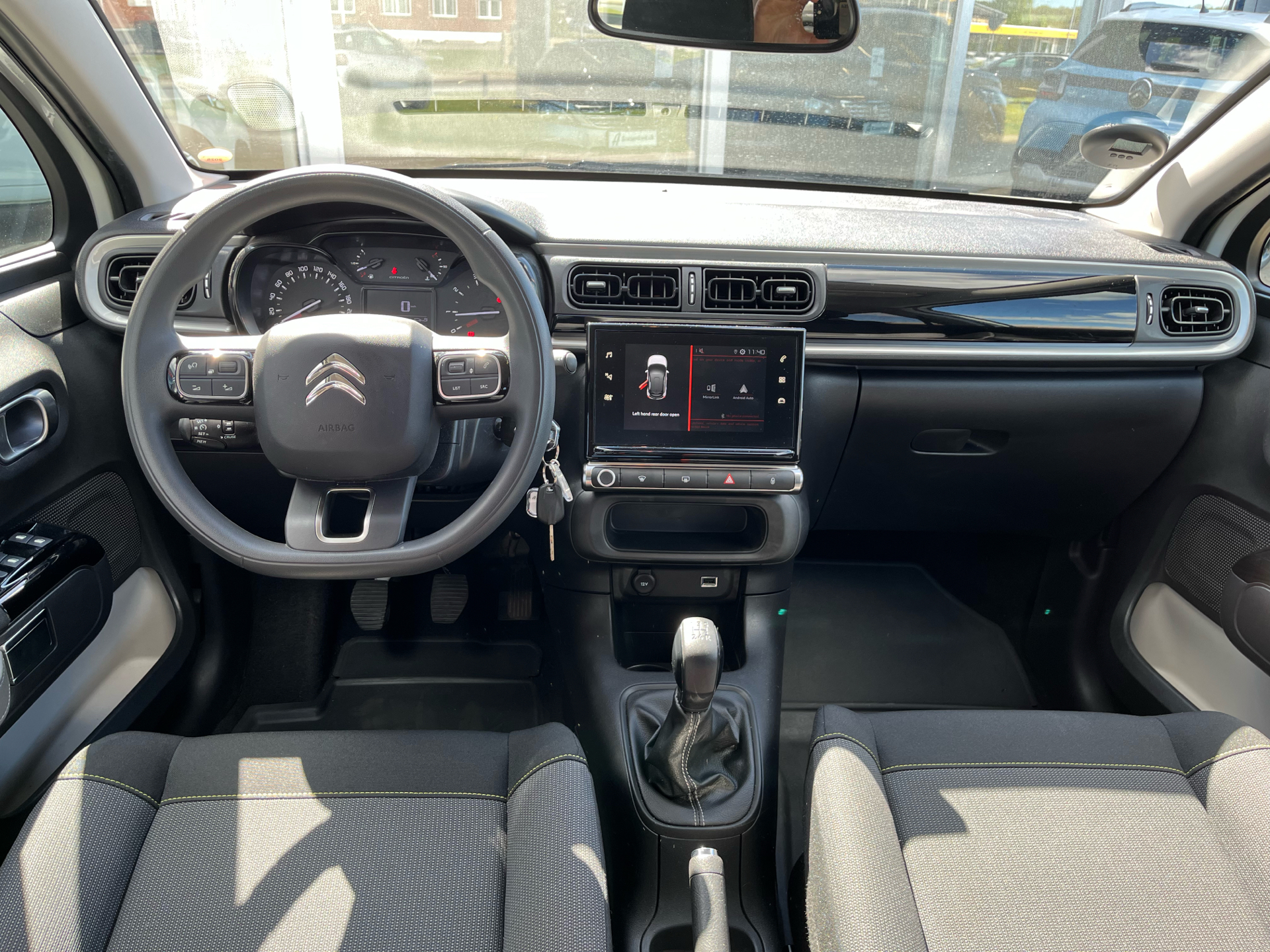 Billede af Citroën C3 1,2 PureTech Shine Ltd. 83HK 5d